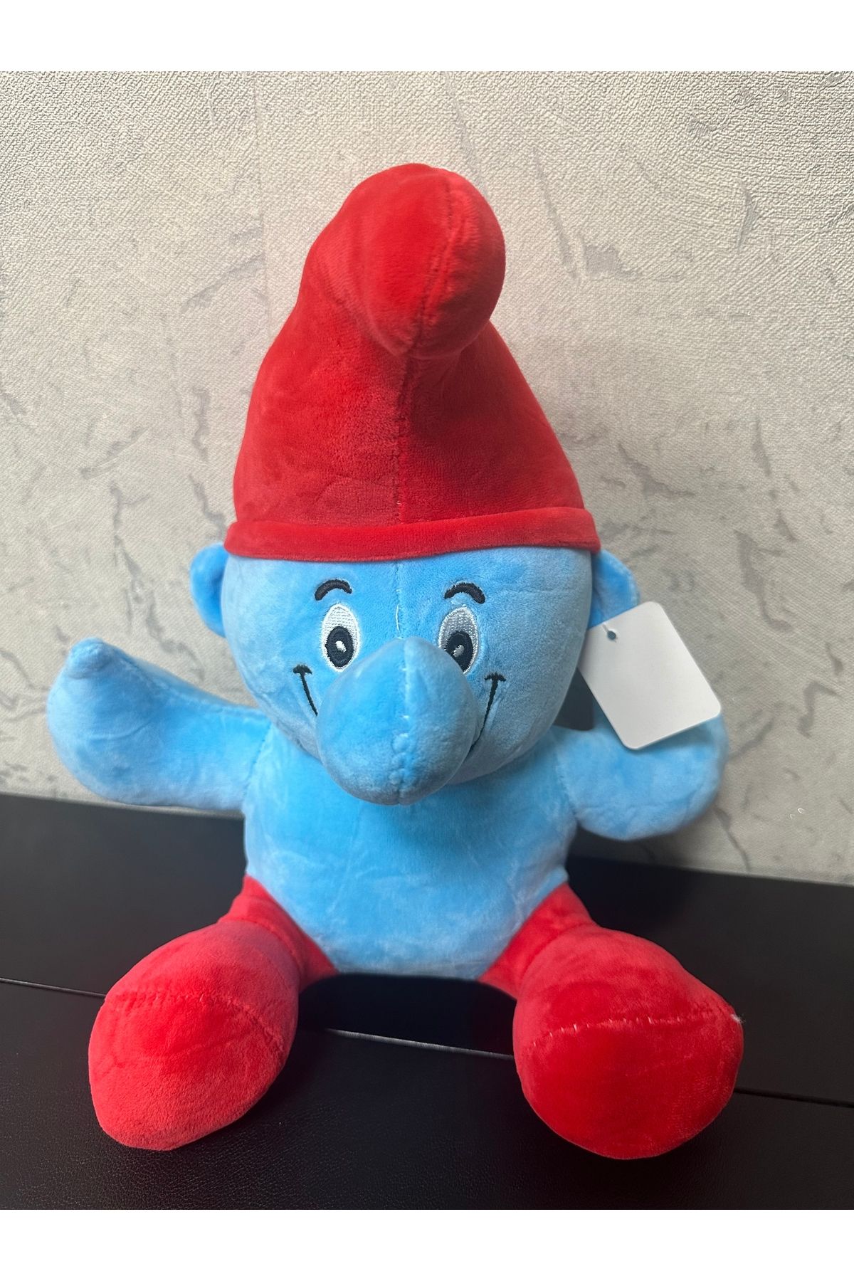 Strong-The Smurfs Red strong smurf 1