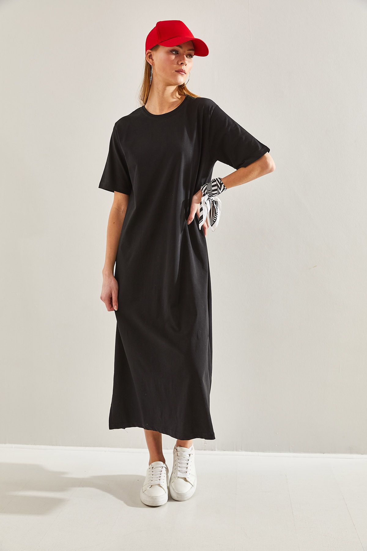 complete the look image