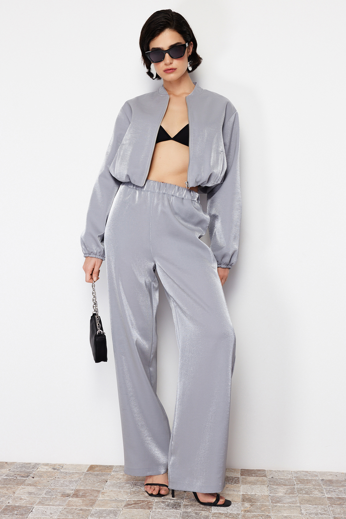 Trendyolmilla Antrasit Saten Wide Leg/Geniş Paça Lastikli Dokuma Pantolon TWOSS24PL00086