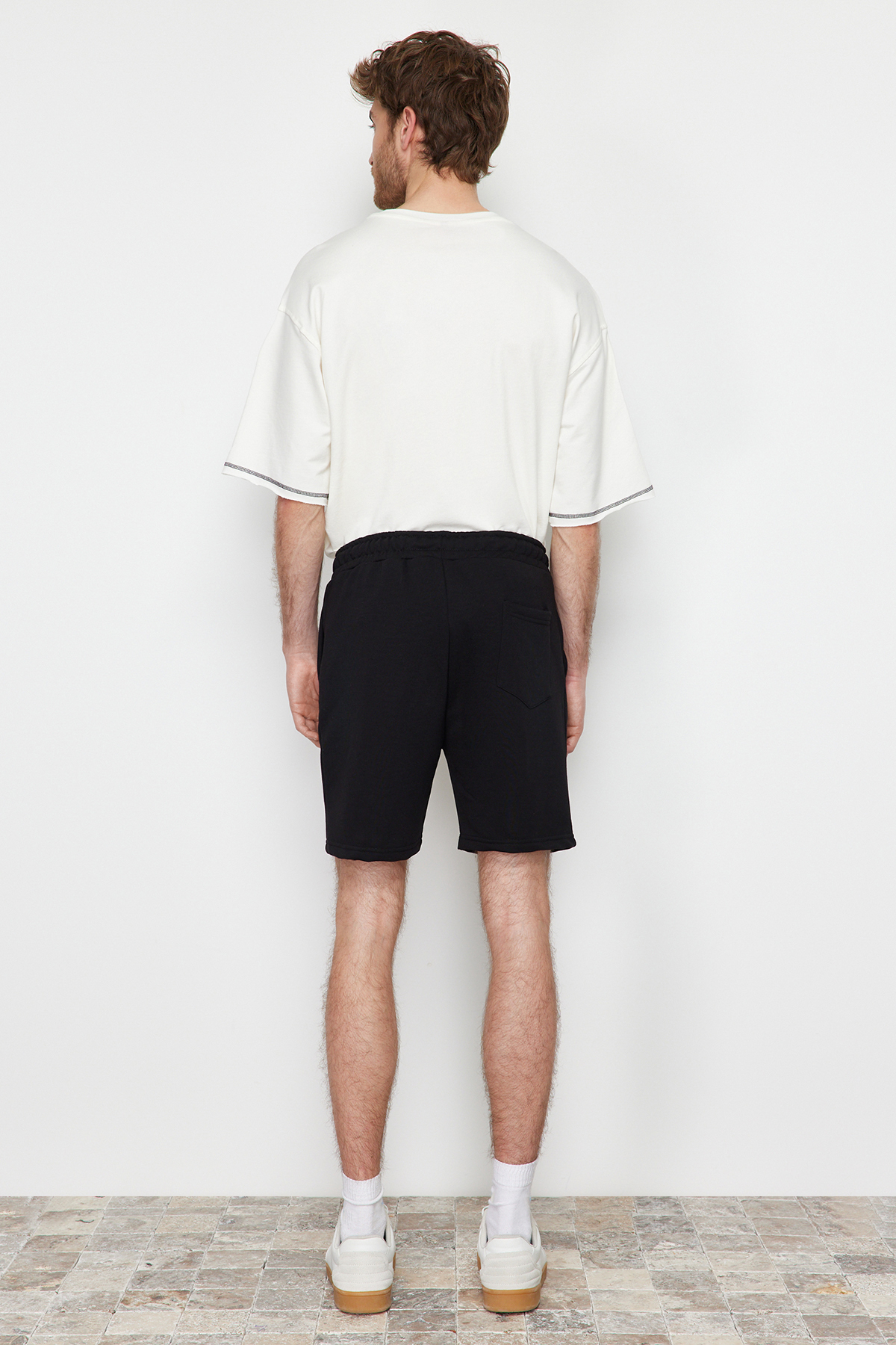 Trendyolmilla  Siyah Regular/Normal Kesim Basic Şort TMNSS24SR00026 - Görsel 5