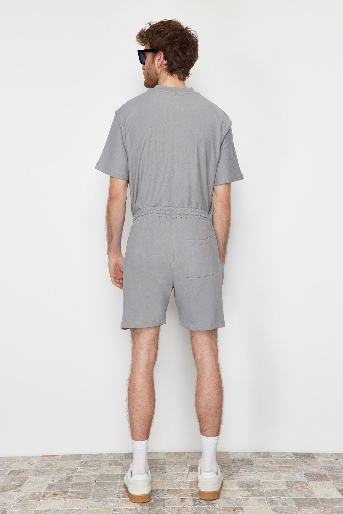 Trendyol Collection-Premium γκρι 100% βαμβακερό σορτς με υφή - TMNSS23SR00035 6