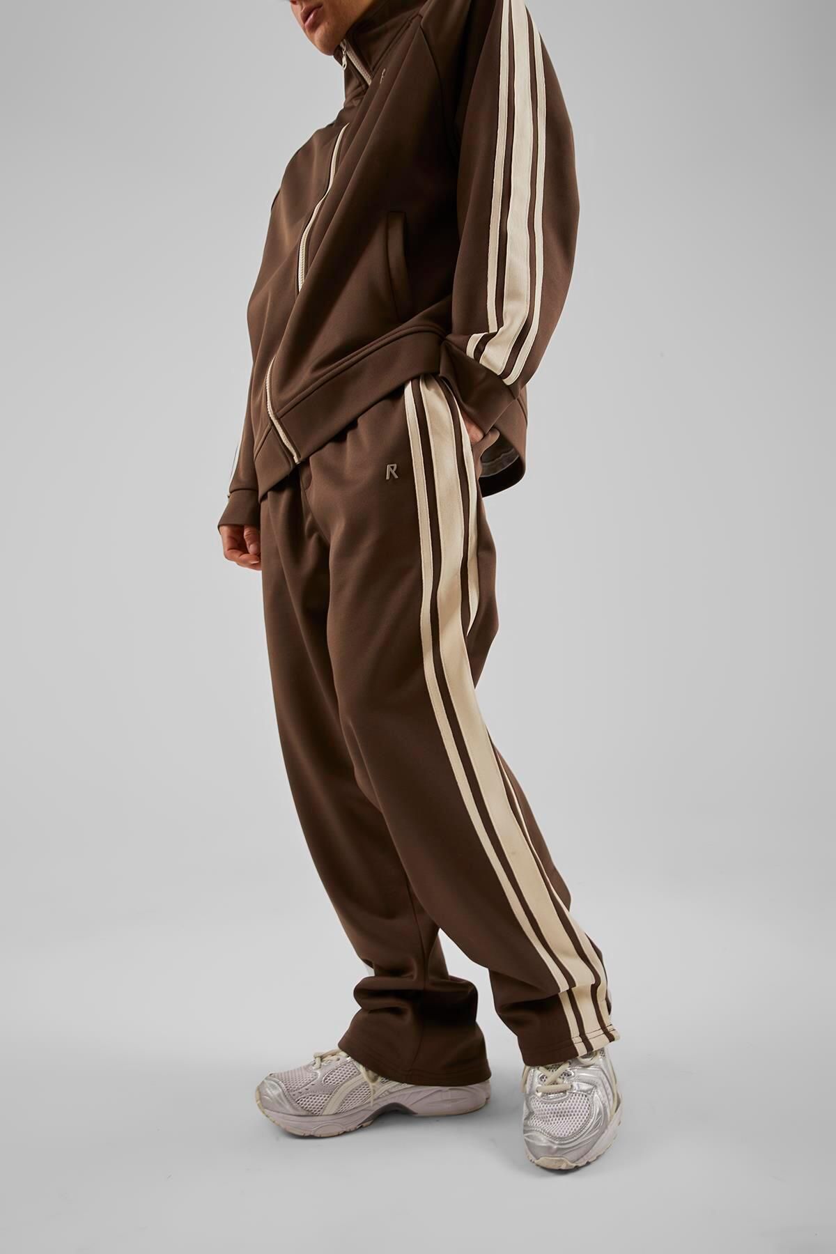 Brown adidas tracksuit 2025