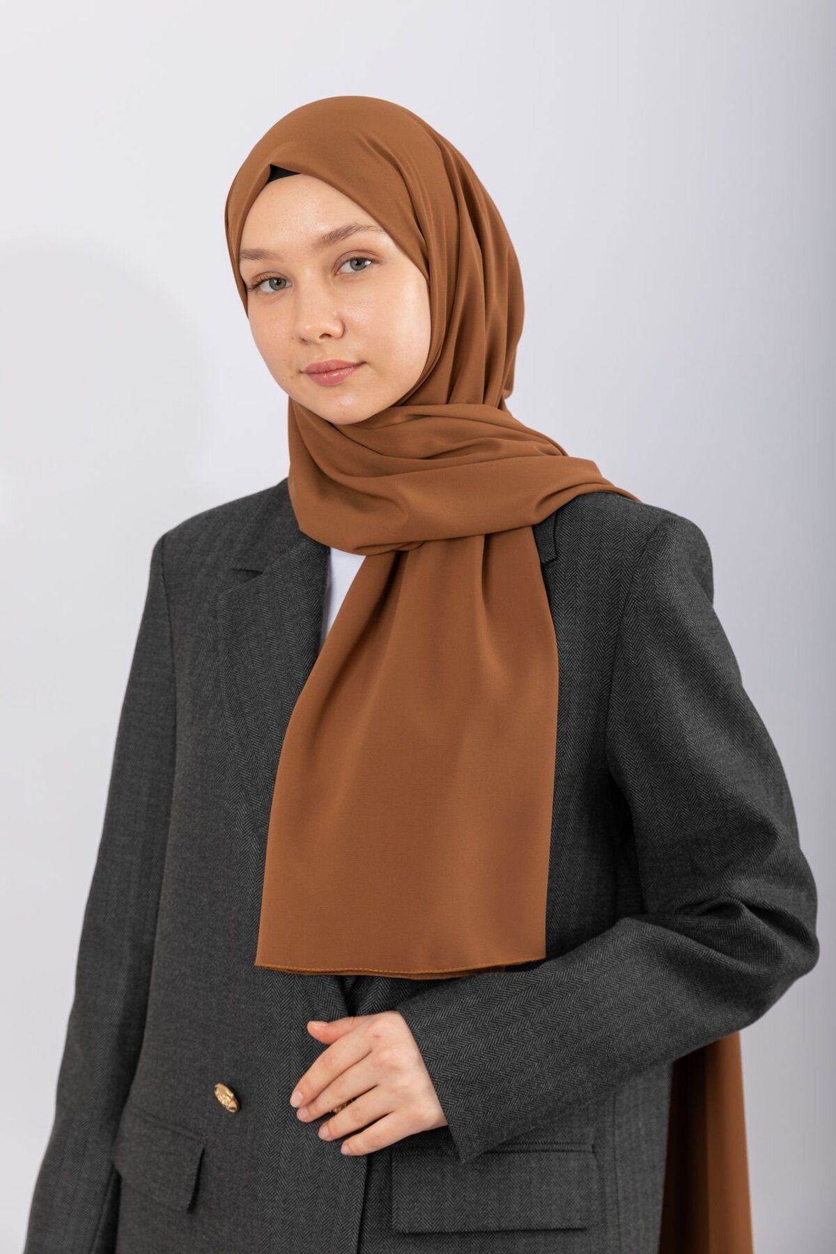 Hijabchi Imported Medina Silk — кофе с молоком