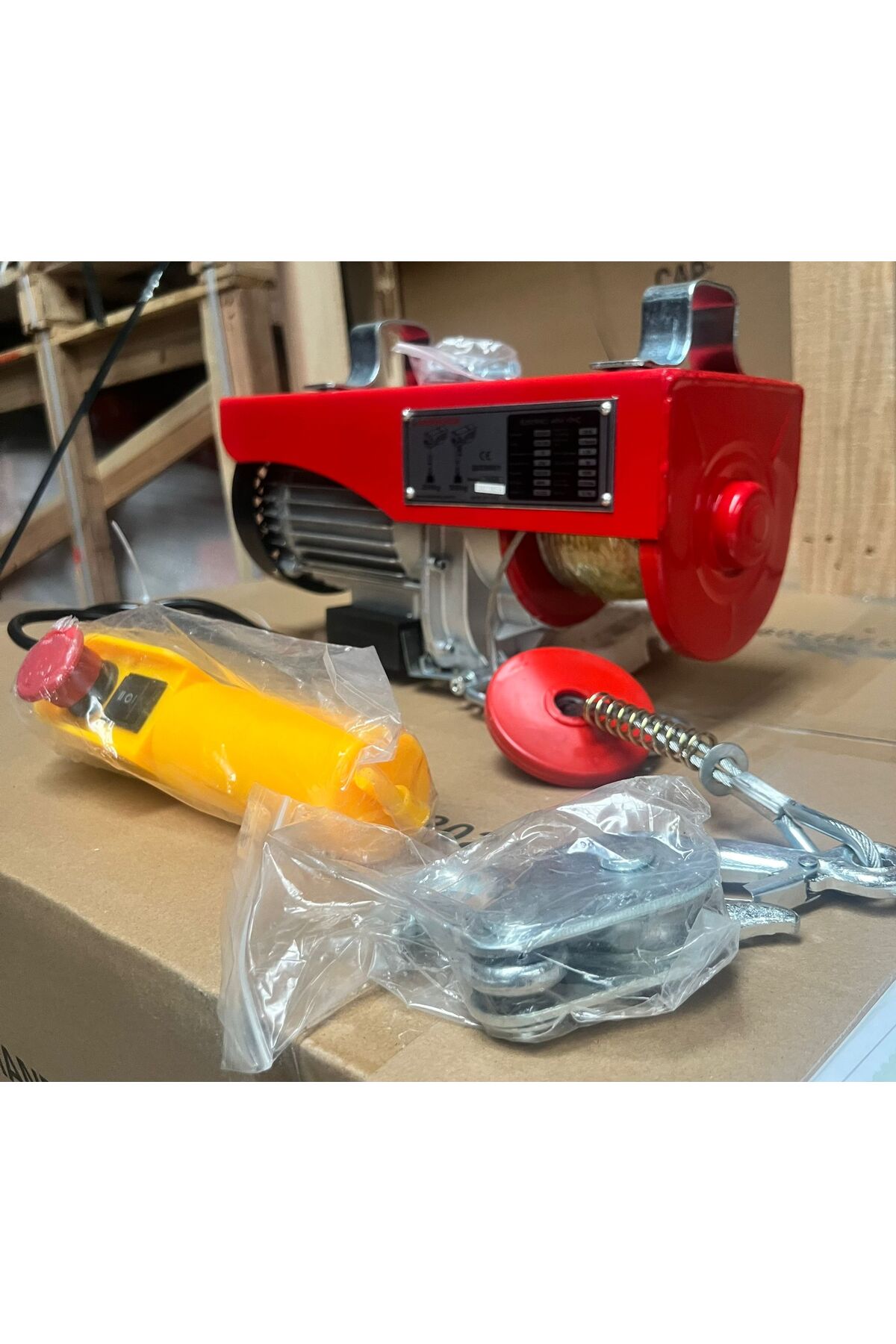 ASİMATO Asimato Elektirikli Vinç Caraskal 250/500kg 20mt 1050watt