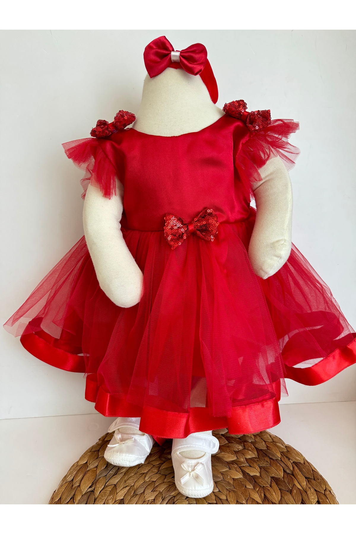 PİLEKİ BABY 0 6 AY PAYETLİ KIZ BEBEK MEVLÜT ELBİSESİ , ÖZELGÜN DÜĞÜN KINA ELBİSESİ fotoğrafı 7 (önizleme)