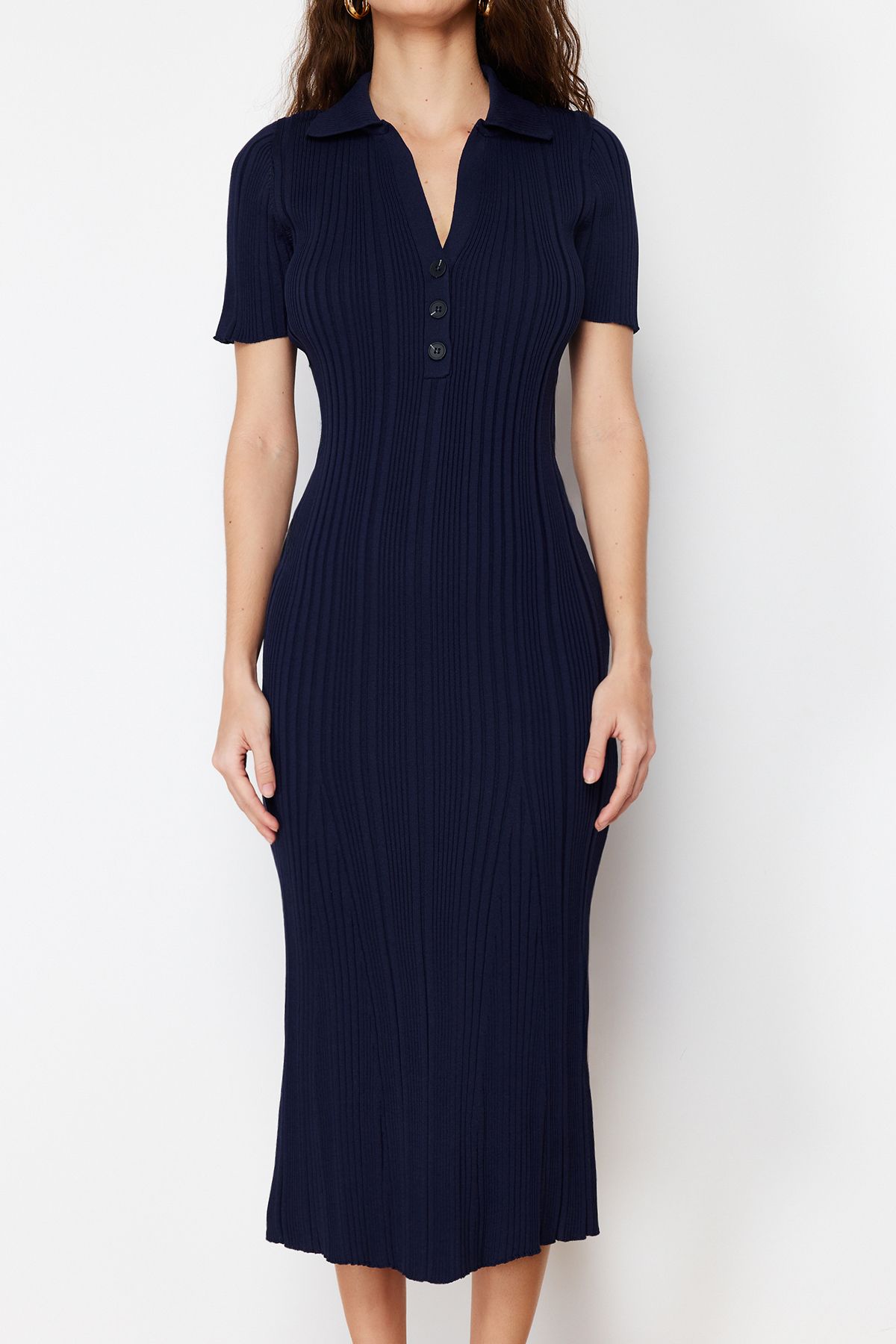 Trendyol Collection-Marineblaues Maxikleid mit Polokragen TWOSS24EL00282 5