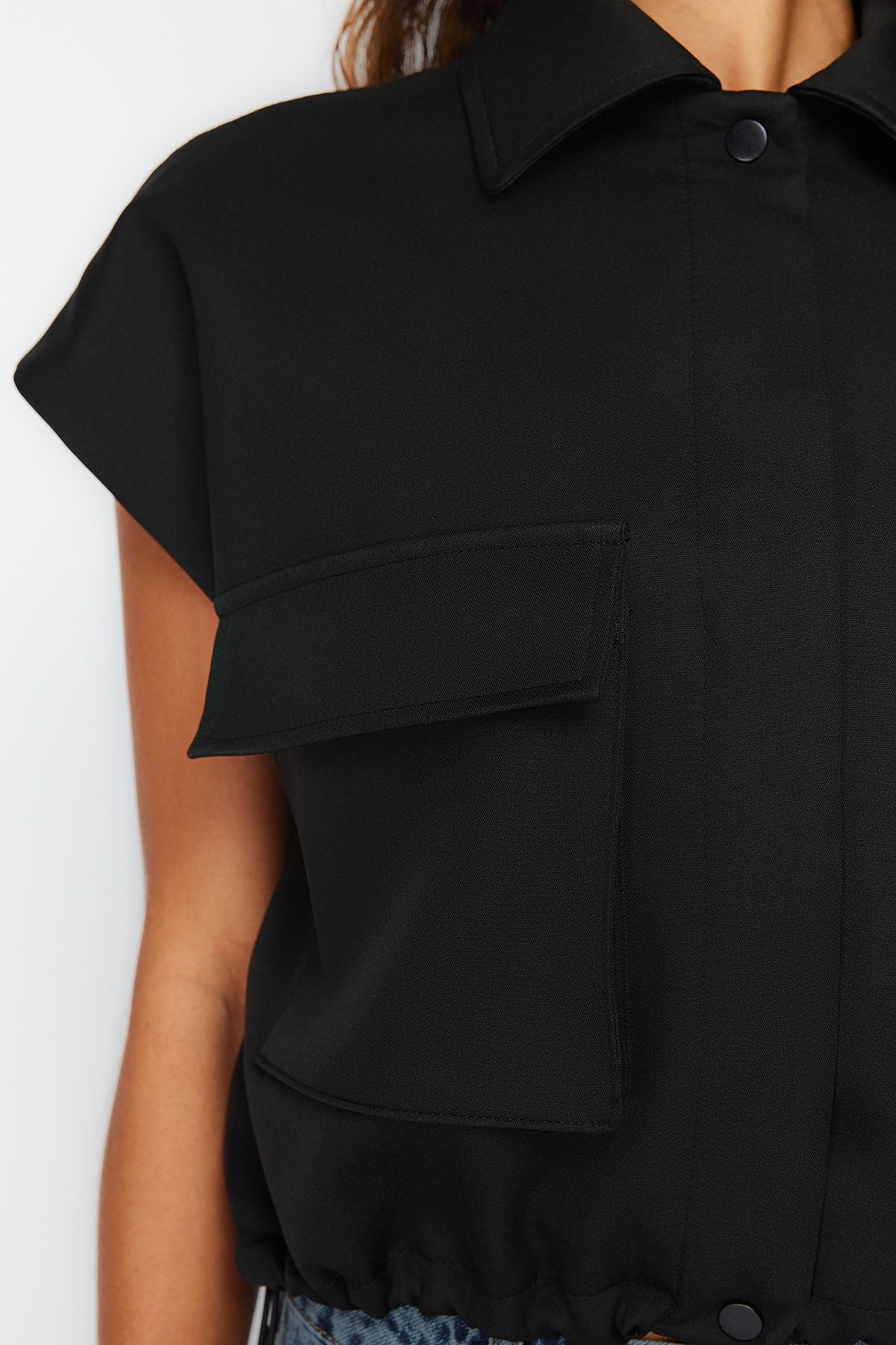 Trendyol Collection-Black Oversize Pocket Detailed Vest TWOSS24YE00037 5