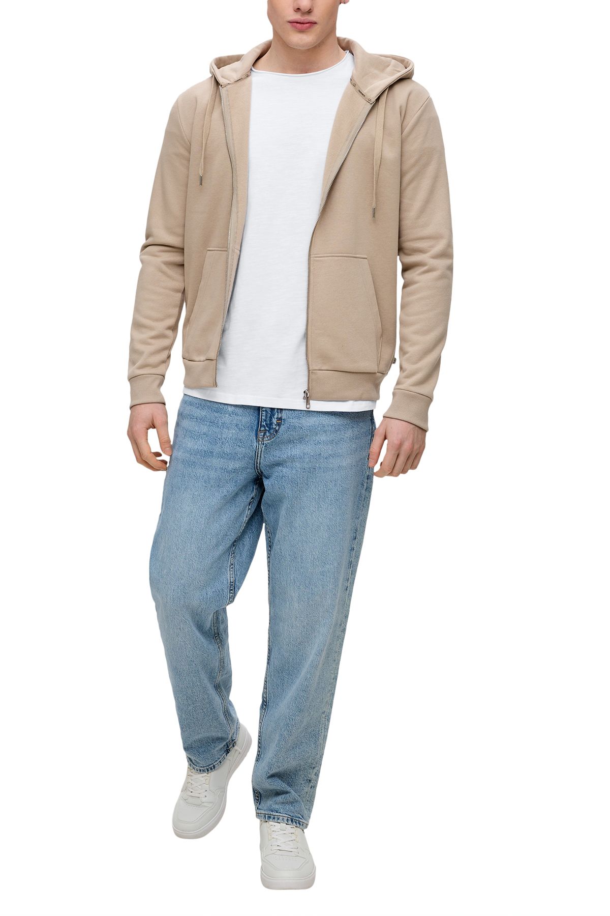 complete the look image