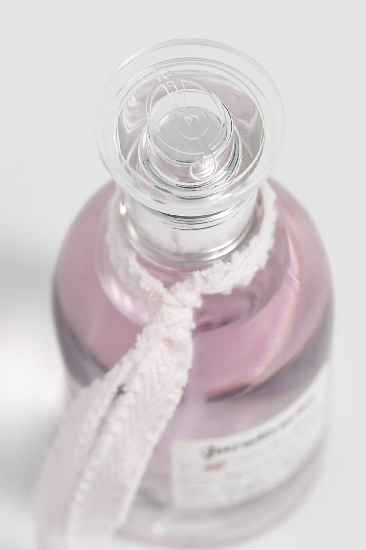 عطر زنانه EAU DE NO. 15 100 میل Stradivarius