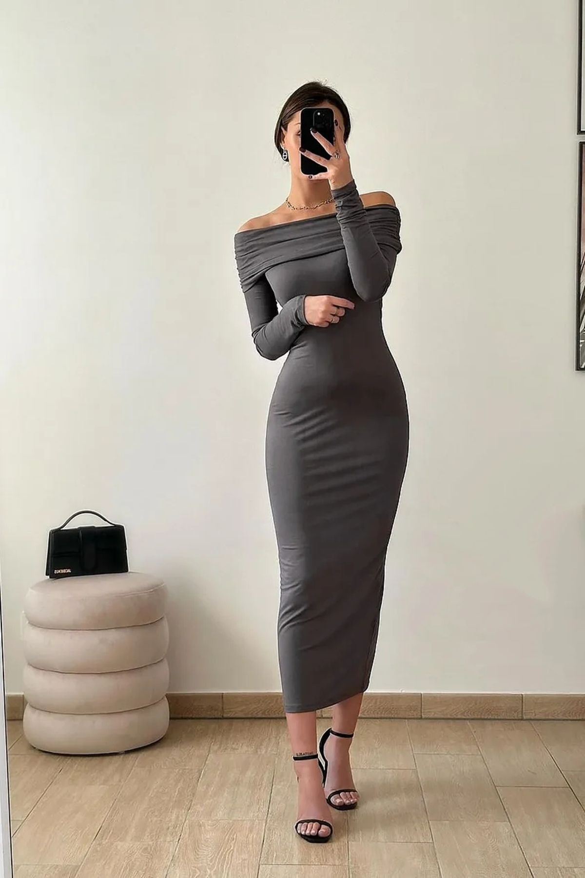 https://cdn.dsmcdn.com/ty1166/product/media/images/prod/SPM/PIM/20240208/18/4aaa44a3-4790-316a-9220-53a3e35be89a/1_org_zoom.jpg