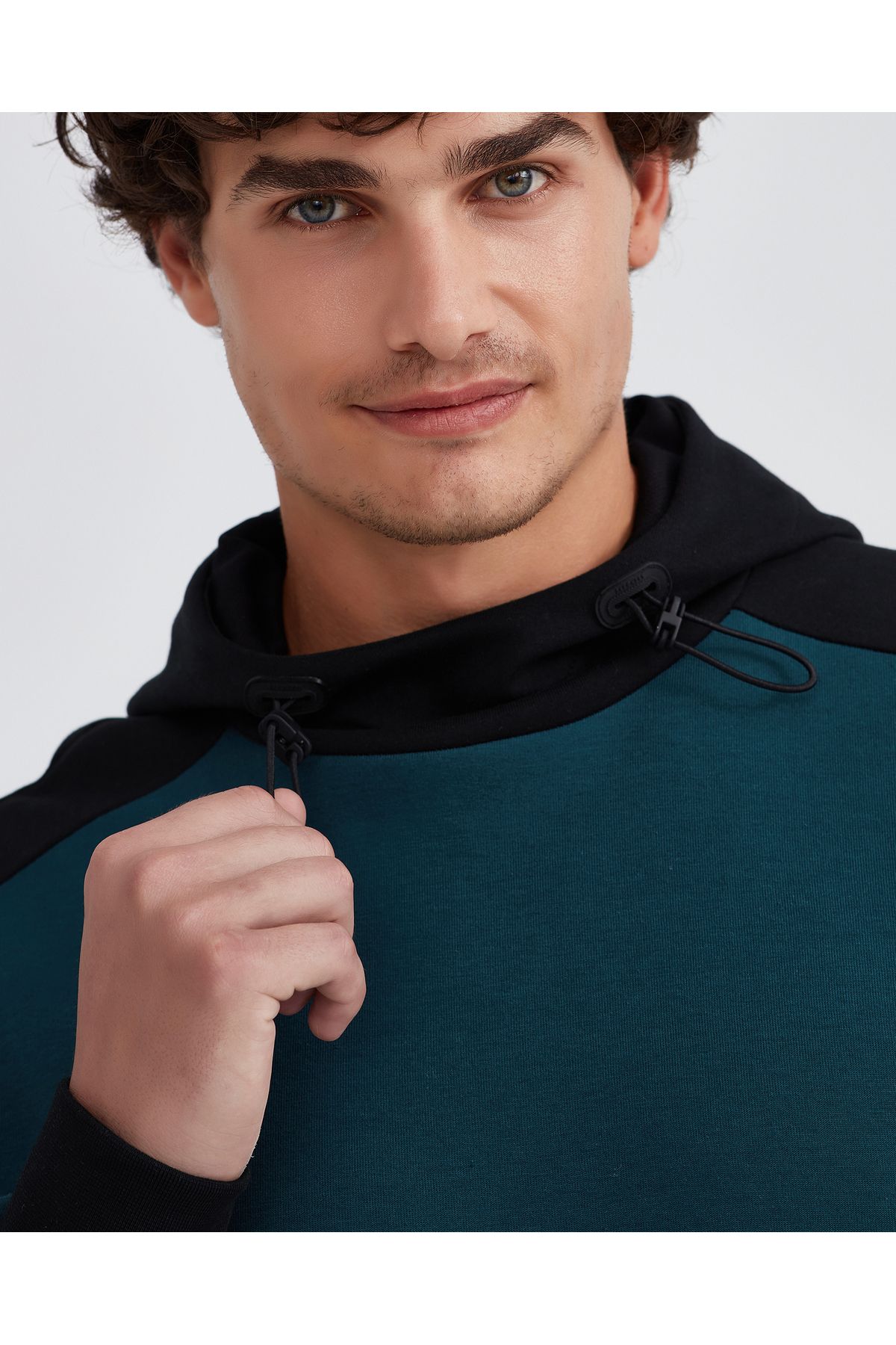 Skechers sweatshirts green hotsell