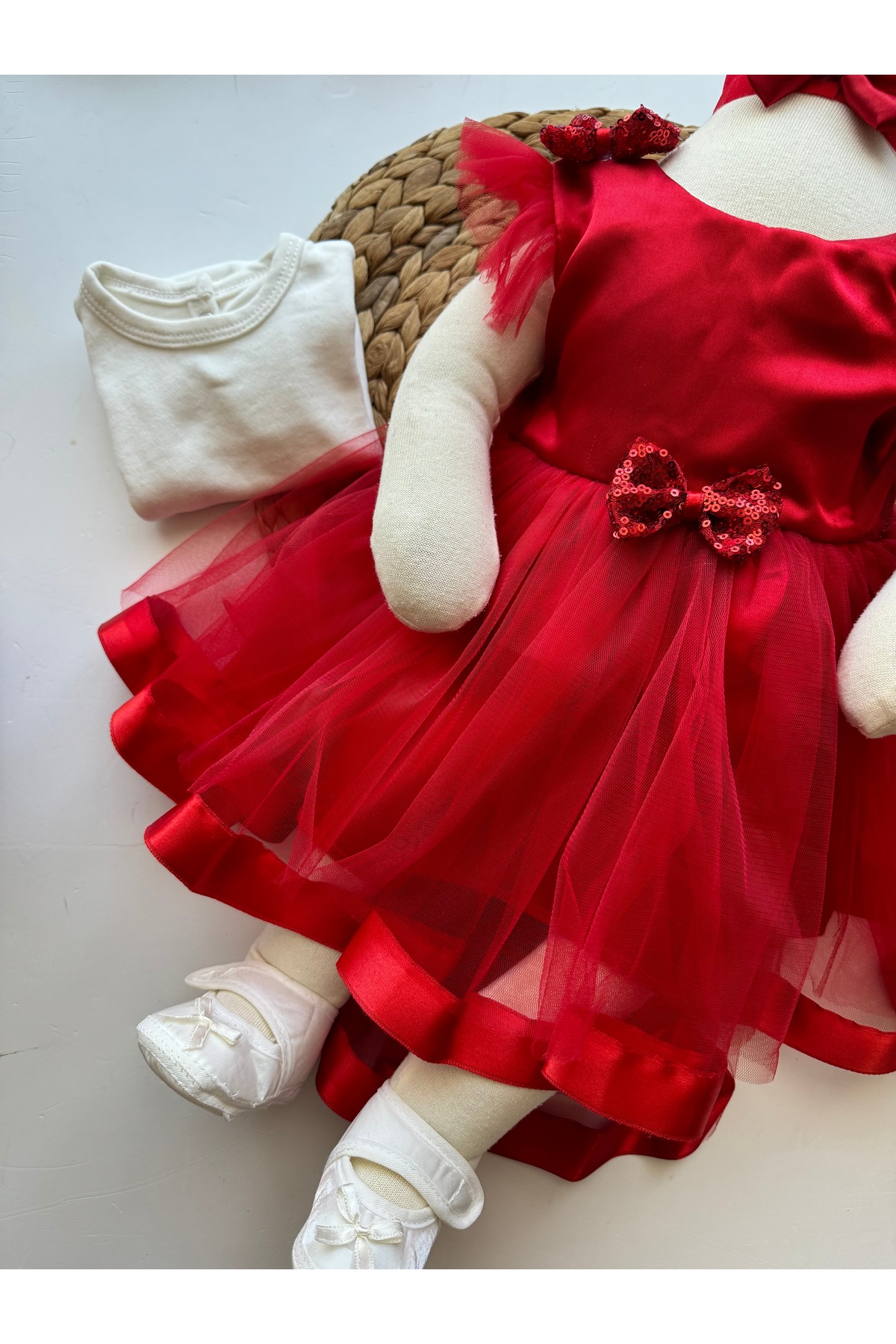 PİLEKİ BABY 0 6 AY PAYETLİ KIZ BEBEK MEVLÜT ELBİSESİ , ÖZELGÜN DÜĞÜN KINA ELBİSESİ fotoğrafı 4 (önizleme)