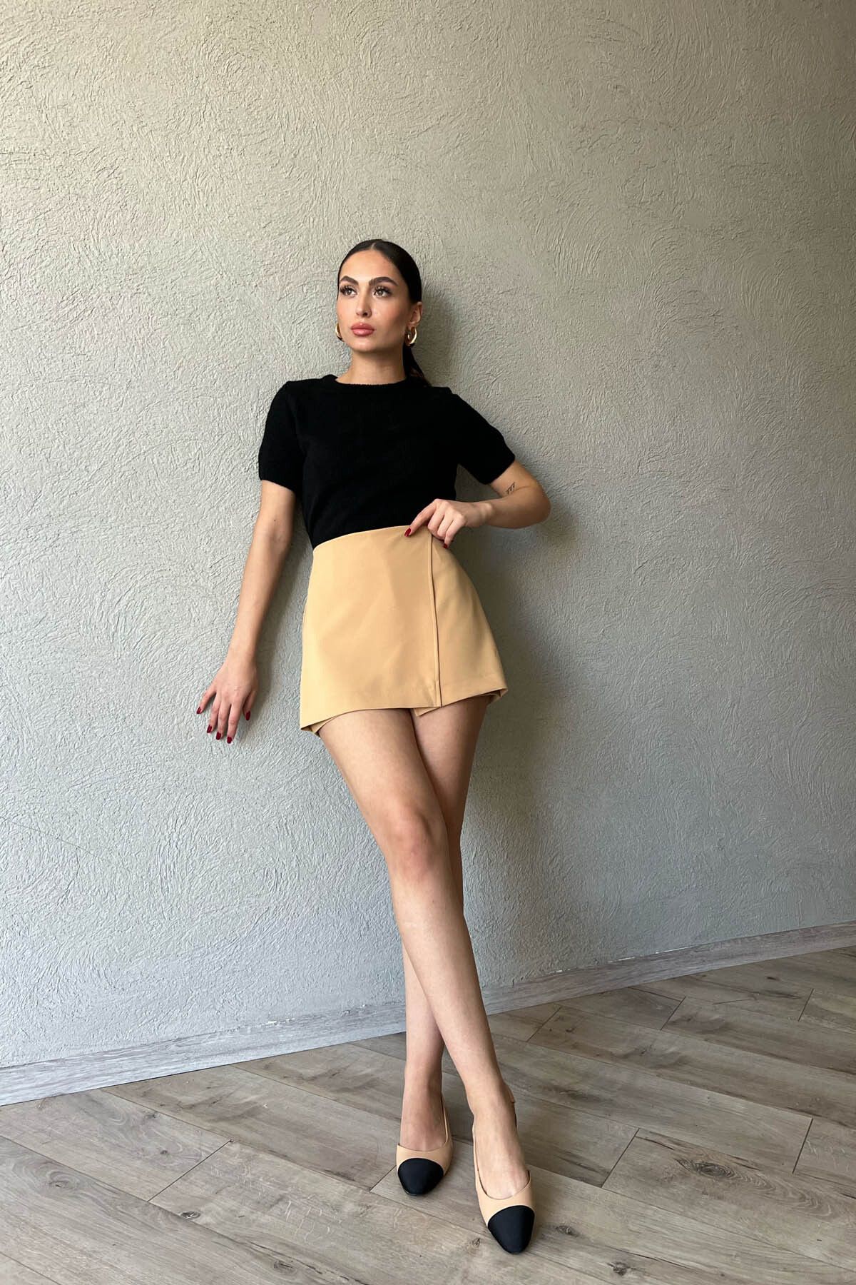 complete the look image