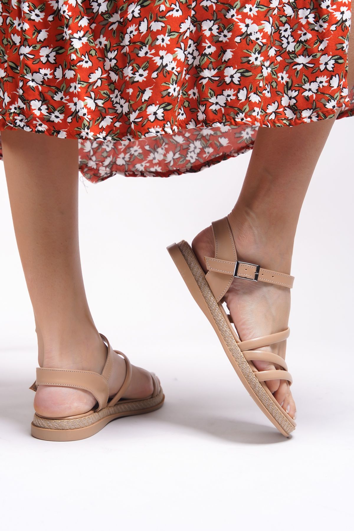 Riccon Nude Sandals: Style & Comfort Combined - p4osa6k