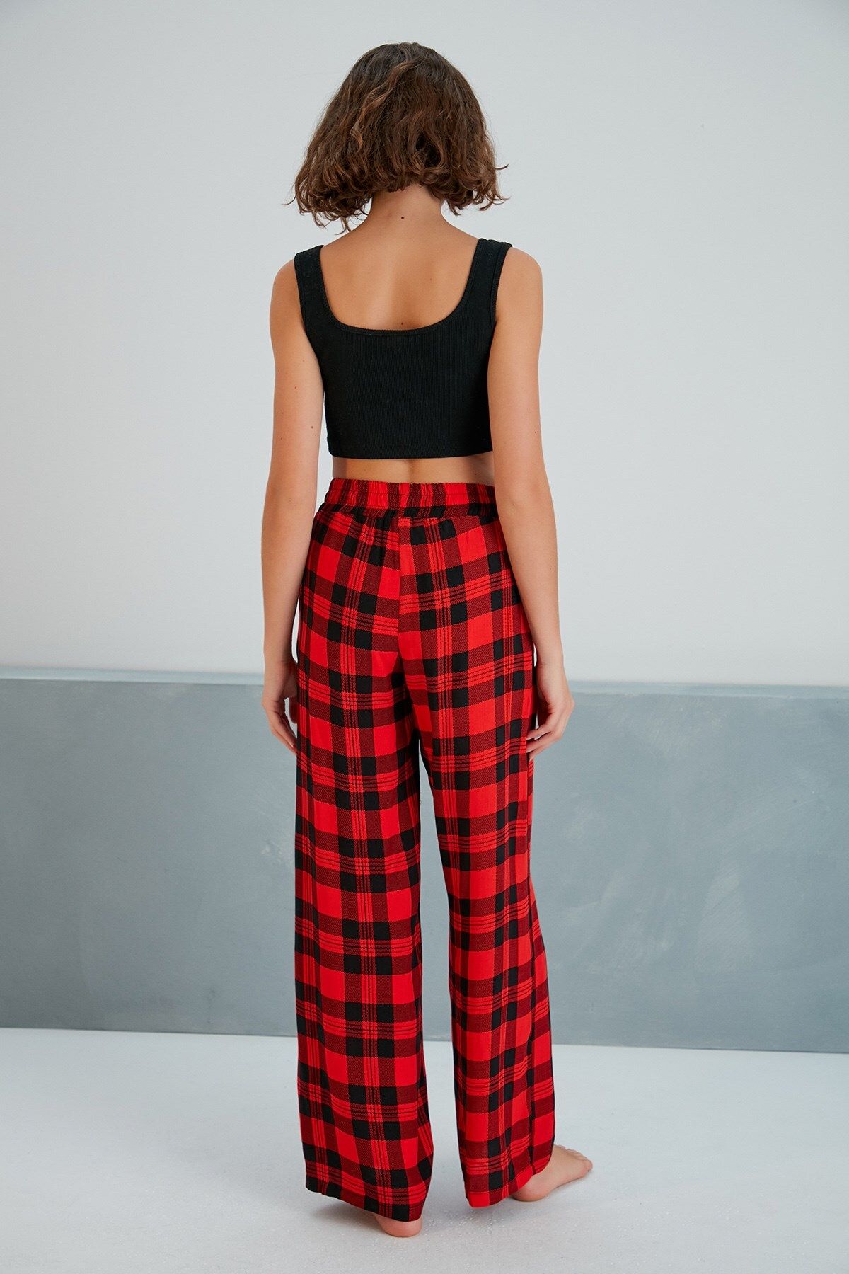MAMAYAGA-Women's Woven Viscose Checkerboard Patterned Large Size Slouch Pants with Pockets and Elastic Waist 6