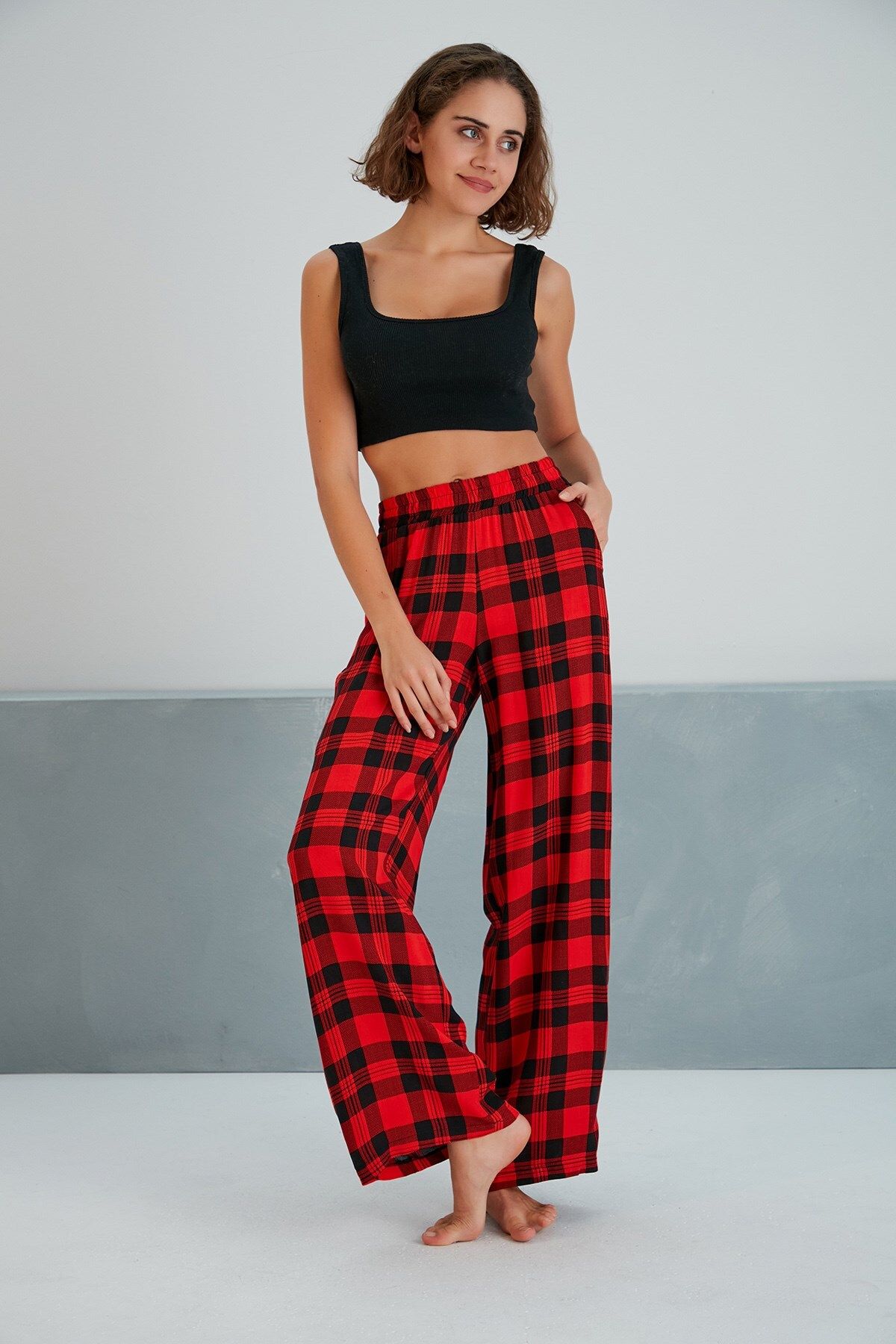MAMAYAGA-Women's Woven Viscose Checkerboard Patterned Large Size Slouch Pants with Pockets and Elastic Waist 5
