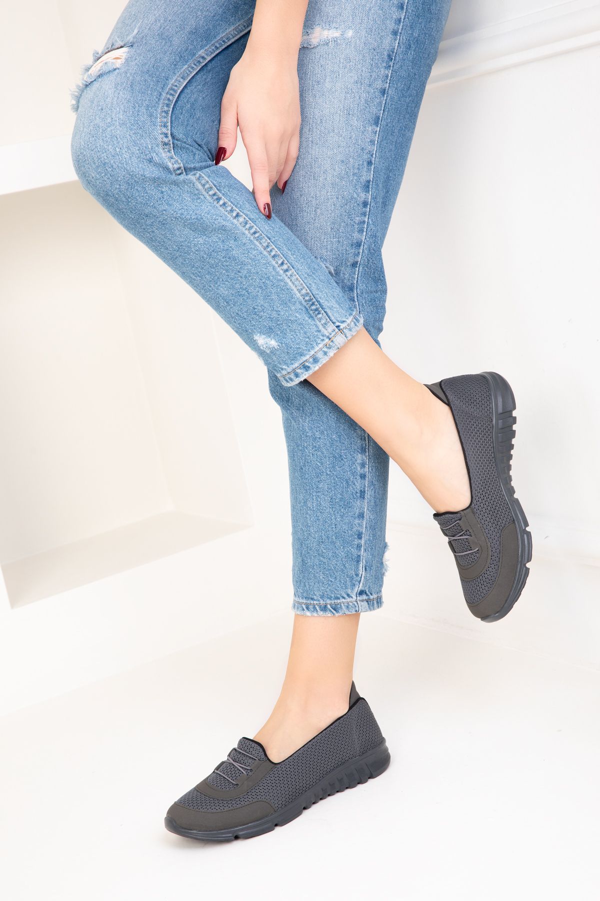 complete the look image