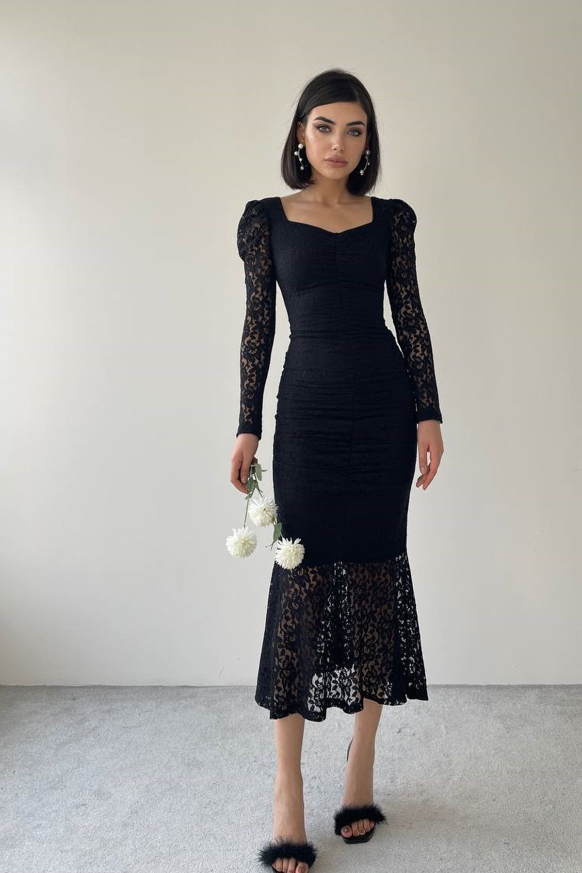 lovebox-Damen Abendkleid 215, Spitze, vorne drapiert, Ärmel transparent, schwarzes Midikleid 4