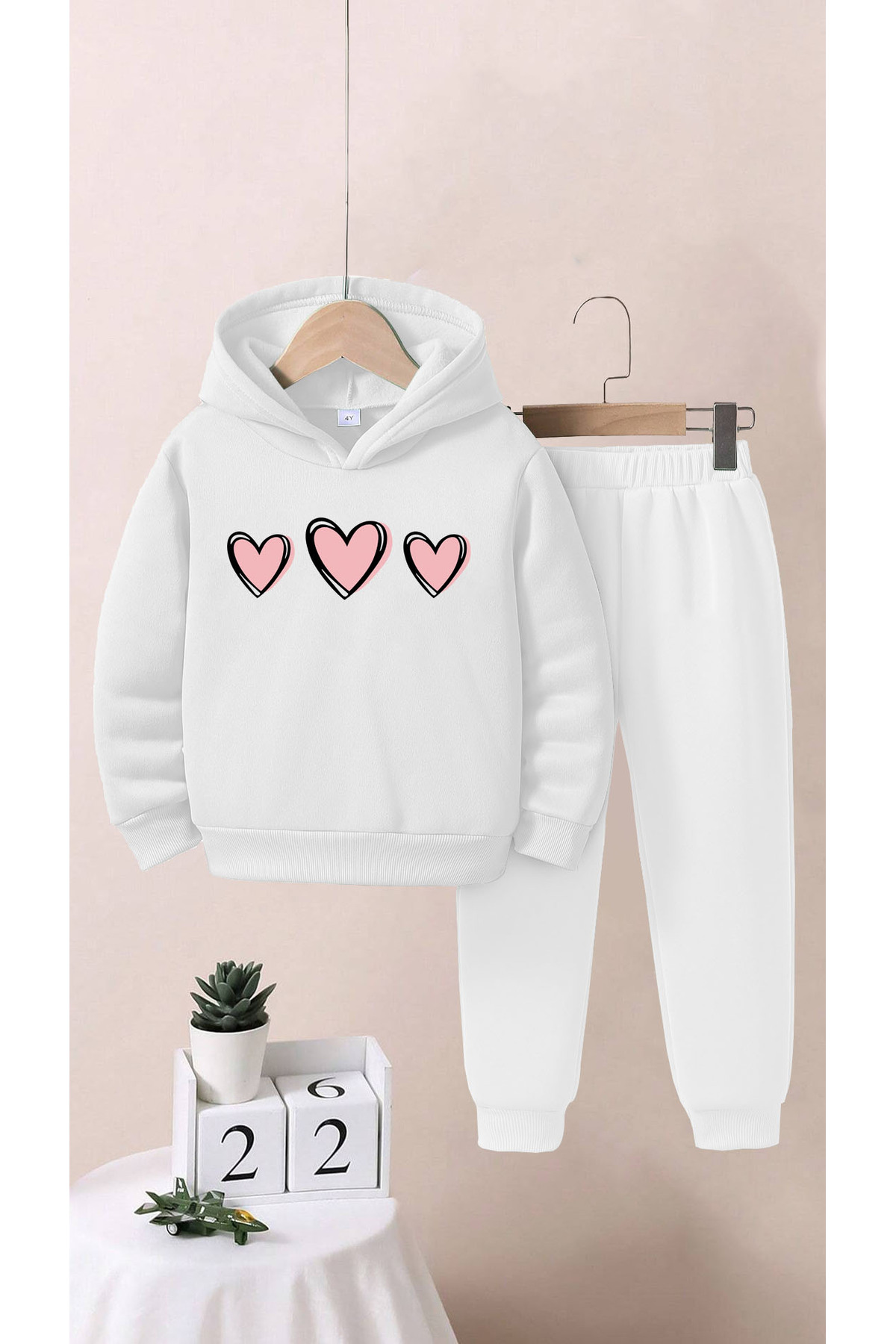 Kids Girls 3-Piece Heart Bottom Top Tracksuit