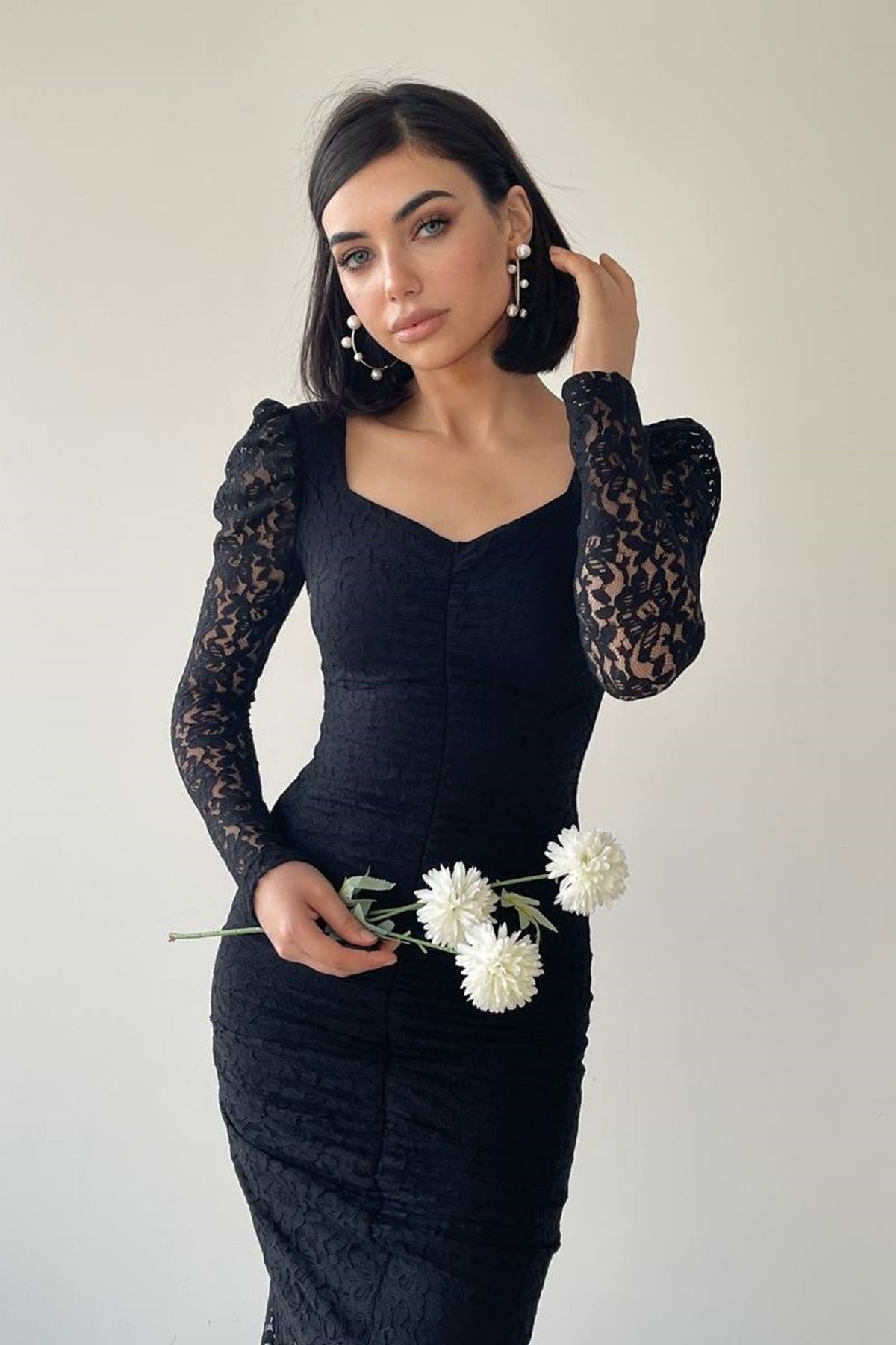 lovebox-Damen Abendkleid 215, Spitze, vorne drapiert, Ärmel transparent, schwarzes Midikleid 7