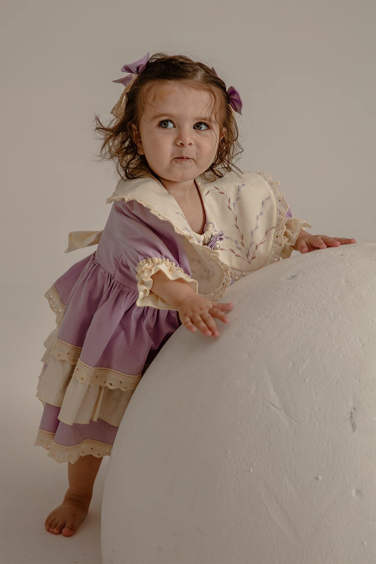 Arazretrobaby Lla Rengi İspanyol Model Nakışlı Yaka Fistolu Fırfır Etekli Kız Bebek Elbisesi fotoğrafı 4 (önizleme)