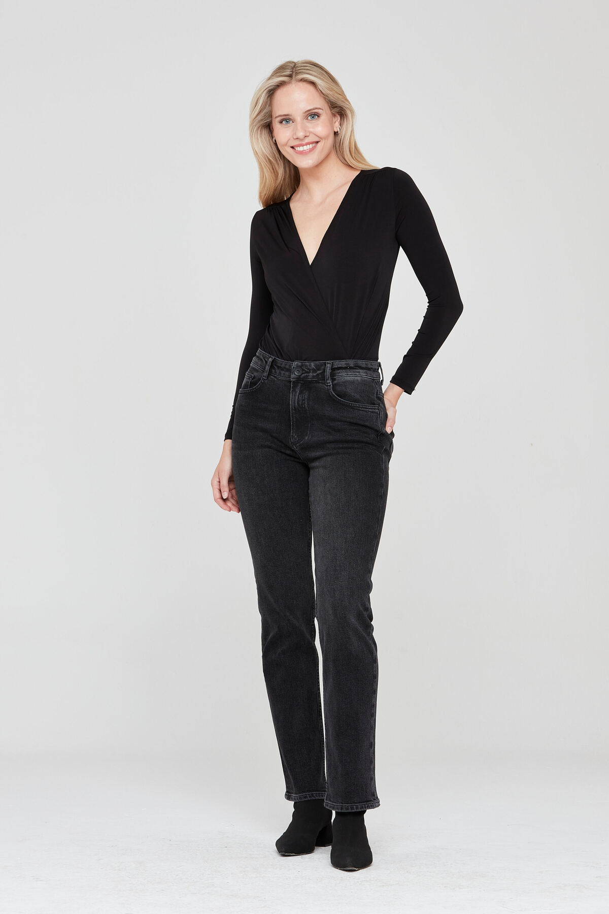 Dark Shade Aged Black Women's Denim Jeans
