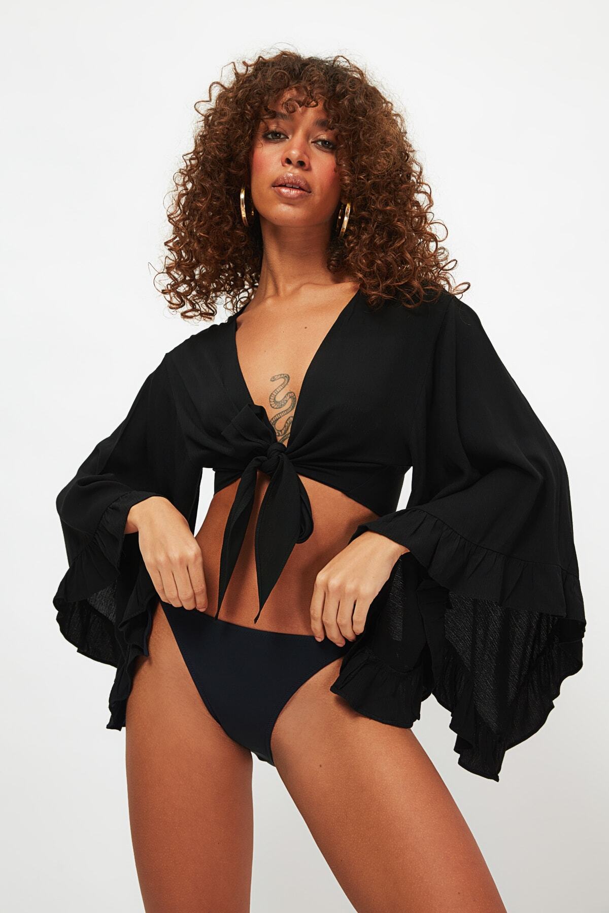 Trendyol Collection-Černá plážová halenka Crop Woven Flounces TBESS19BB0095 10