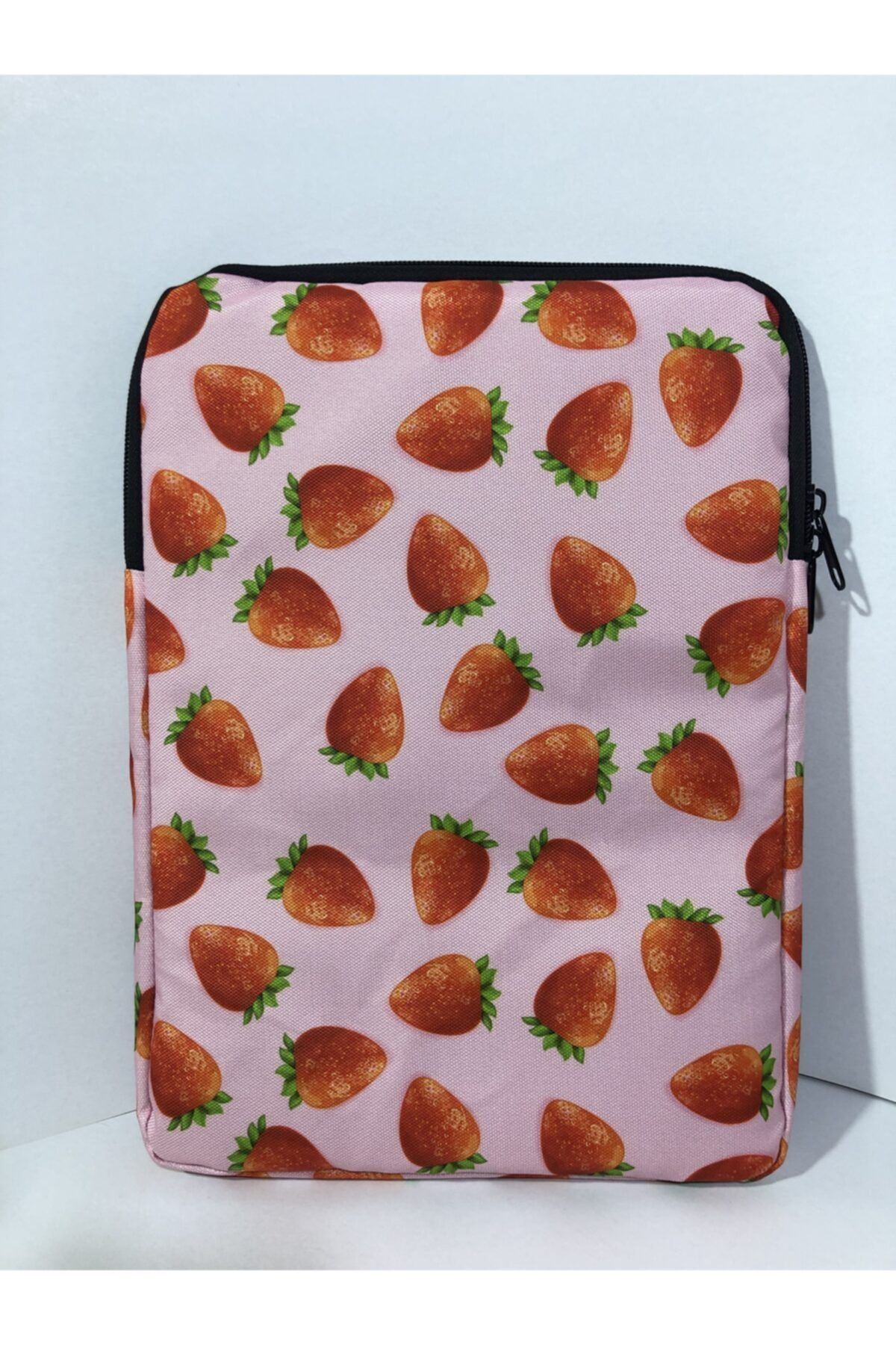 Differ-15.6 Inch Strawberry Patterned Macbook/laptop/notebook/tablet Case 4