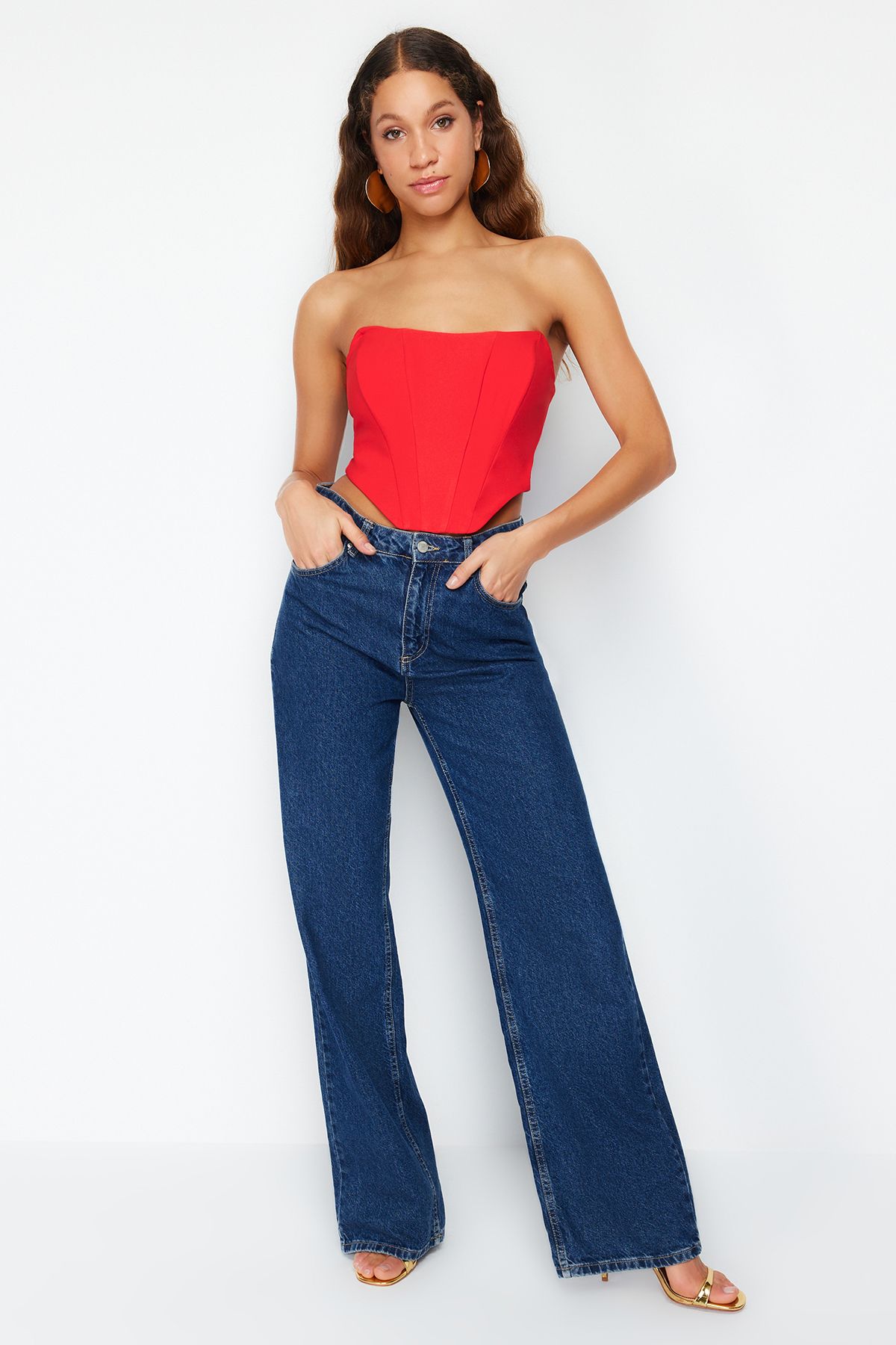 Trendyol Collection-TPRSS21BS0032 Model w kolorze czerwonego gorsetowego gorsetu 3