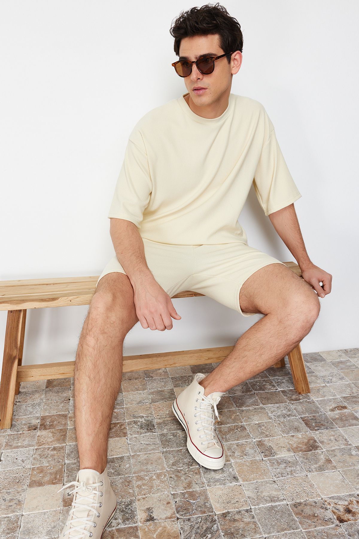 complete the look image