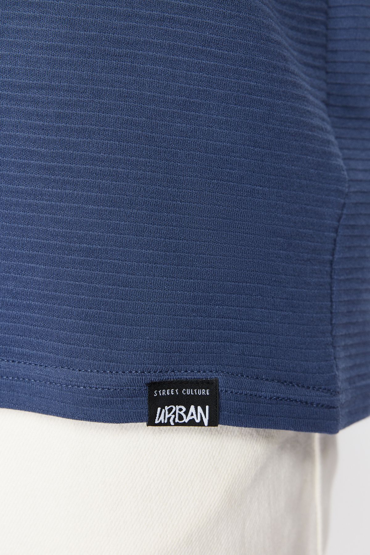 Trendyol Collection-Premium Indigo Oversize Χοντρό T-Shirt - 100% βαμβάκι, ετικέτες, υφή TMNSS23TS00069 6