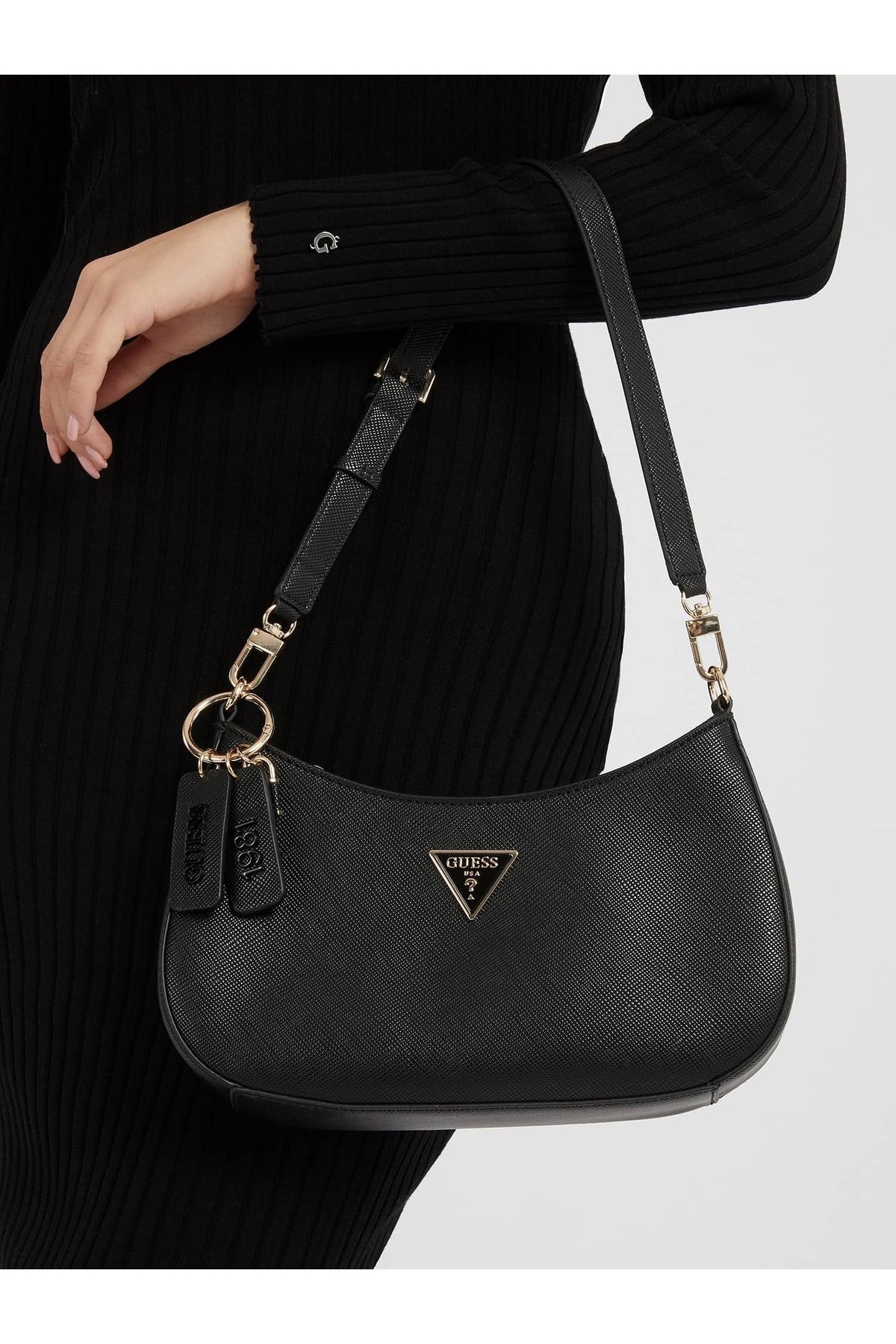 Paris shoulder sales bag guess black