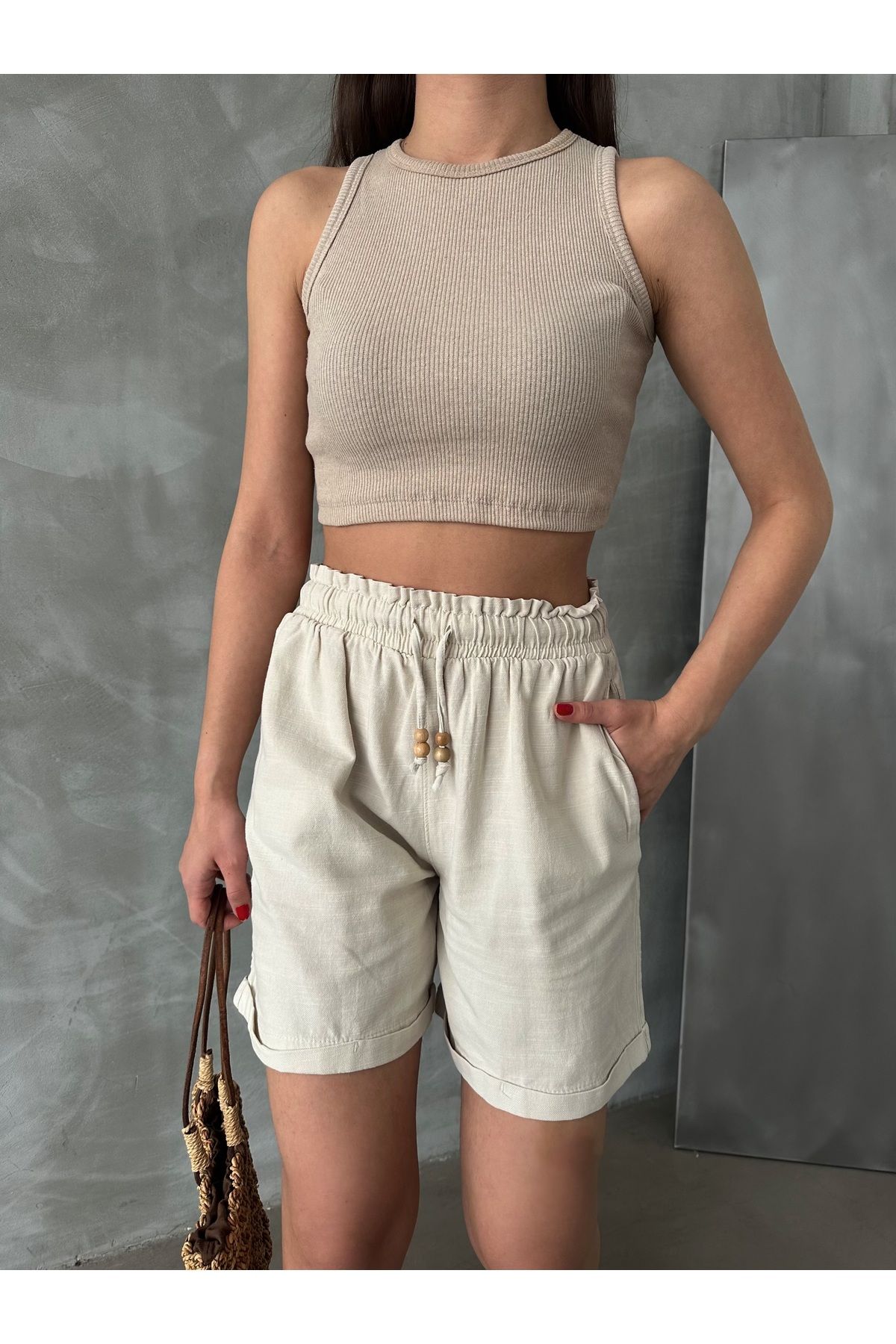 complete the look image