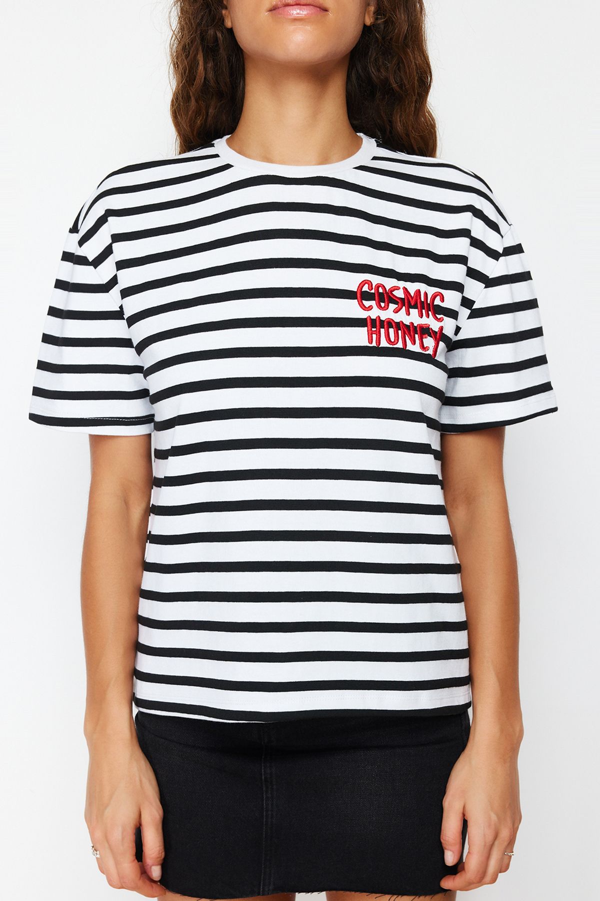 Trendyol Collection-Red Striped Slogan Embroidery Detailed Relaxed/Comfortable Cut Knitted T-Shirt TWOSS24TS00053 4
