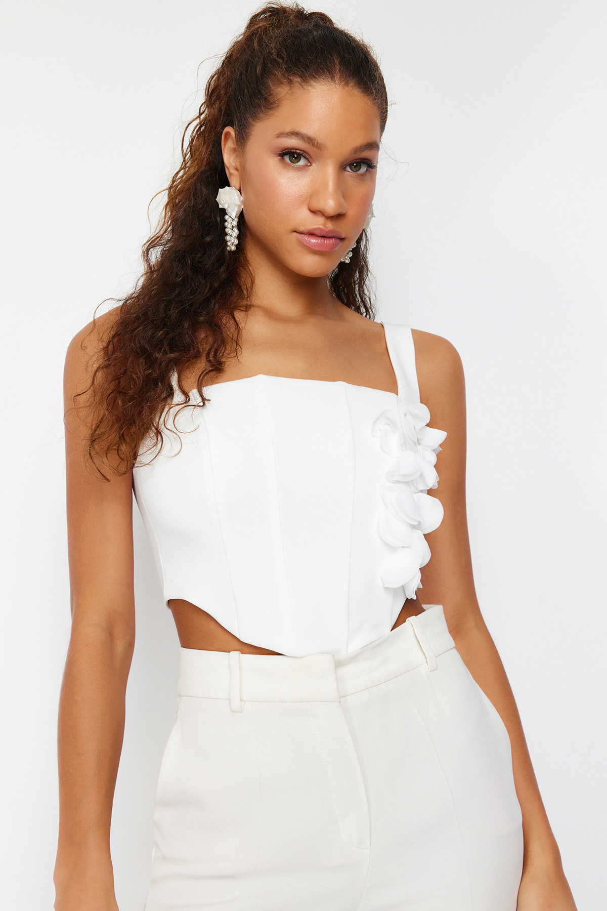 Trendyolmilla Bridal Beyaz Korse Detaylı Çiçek Aksesuarlı Dokuma