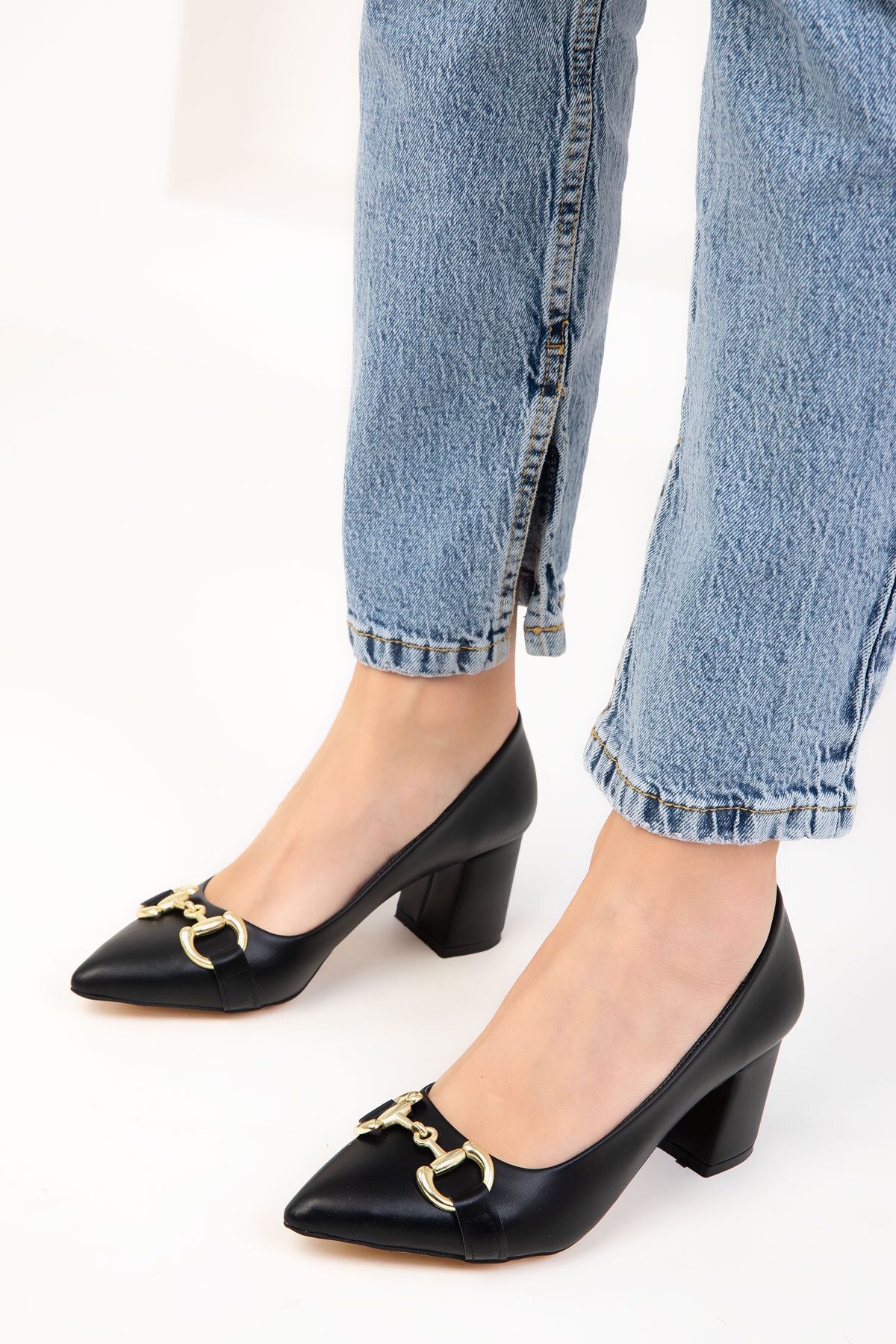 SOHO-Black-Gold Women's Classic Heeled Shoes 18477 4