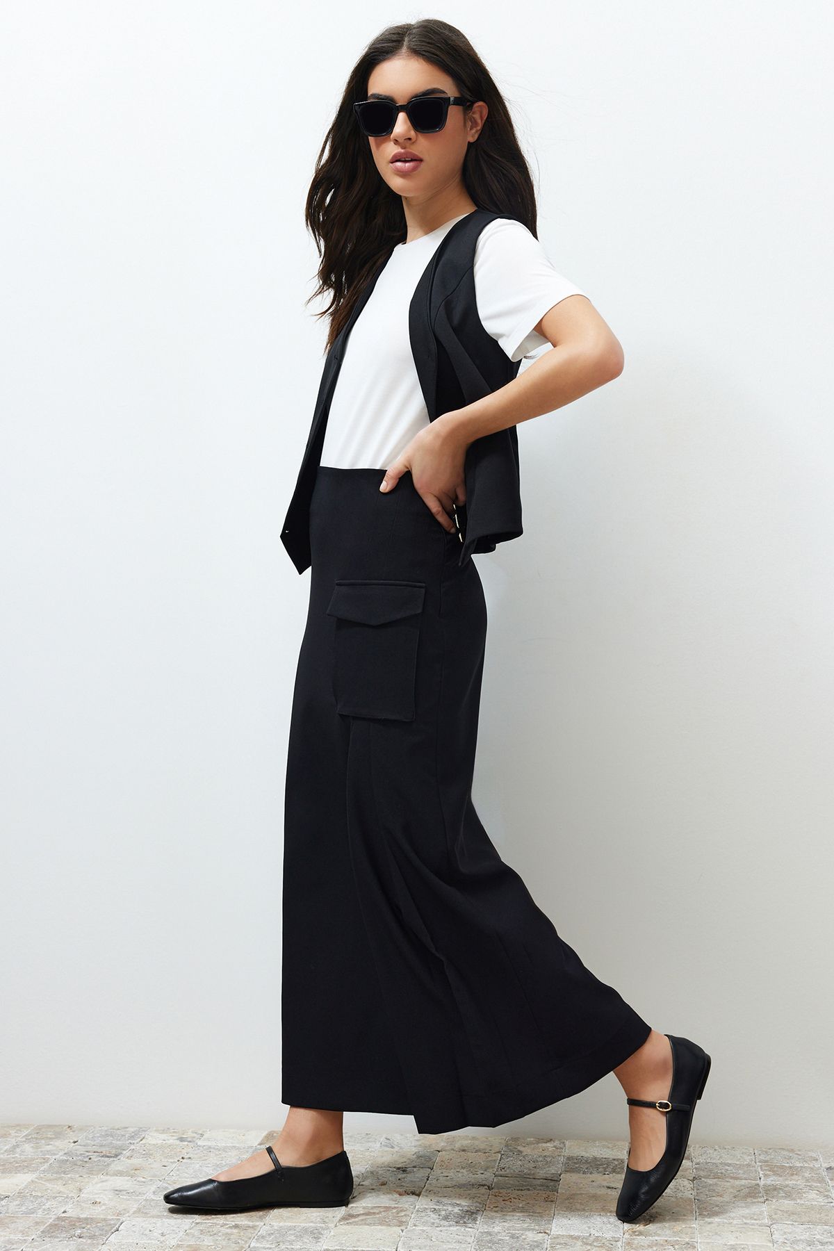 Trendyol Modest-Fustă creion lungă din țesătură neagră TCTSS24EE00000 2