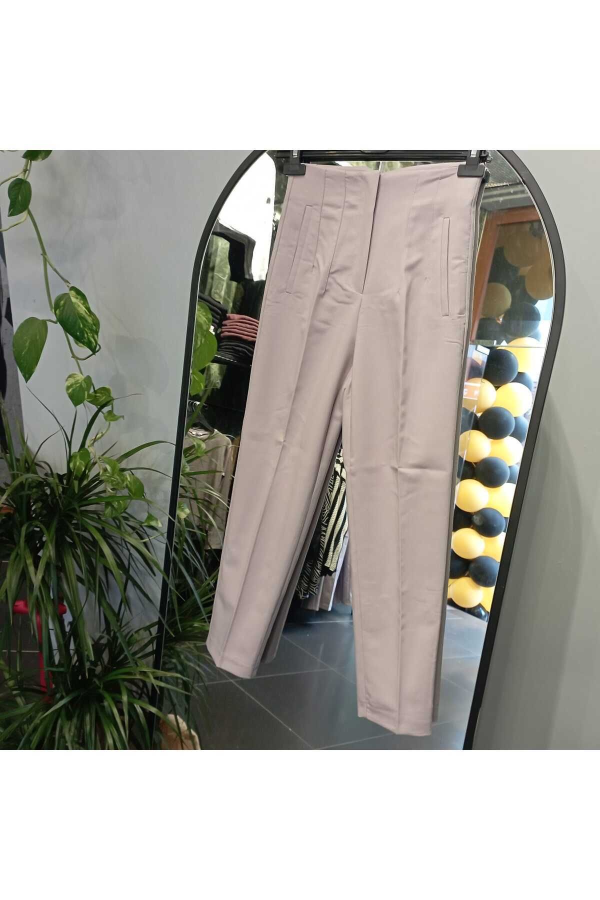 KAROL BASIC Moda ENS' ten Önü Flotalı Pensli Arkası V Model Kumaş ...