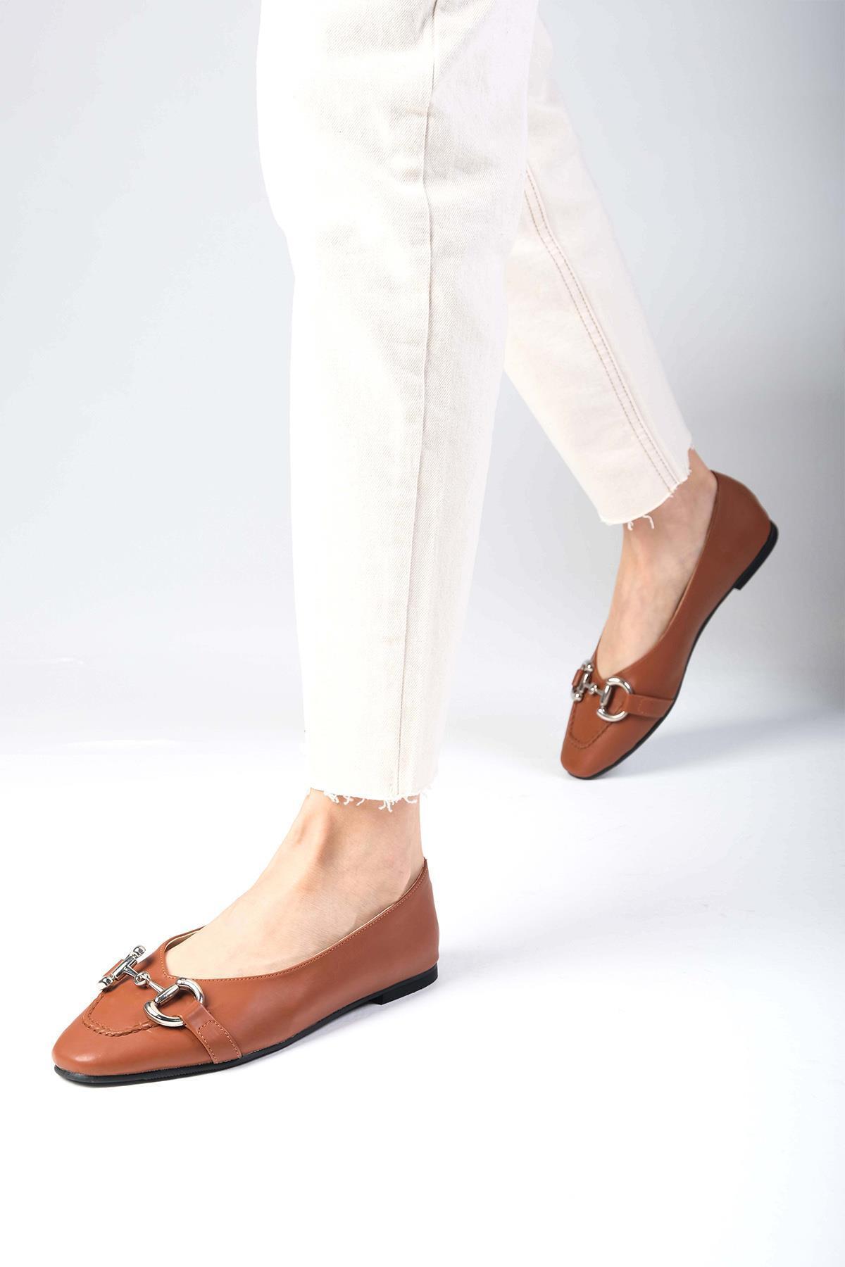 Mio Gusto-Aretha Tan Color Chain Accessoire Blunt Toe Damen-Ballerina-Flachschuhe 4