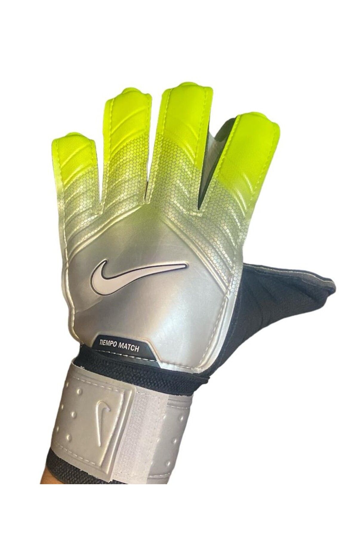 Nike goalkeeper gloves 2017 online