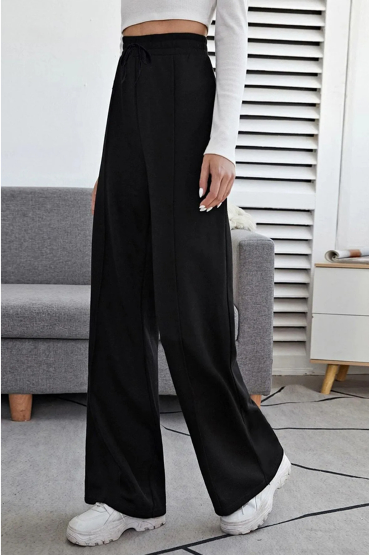 Schwarz gestreifte Jogginghose mit weitem Bein für Damen - Pandy