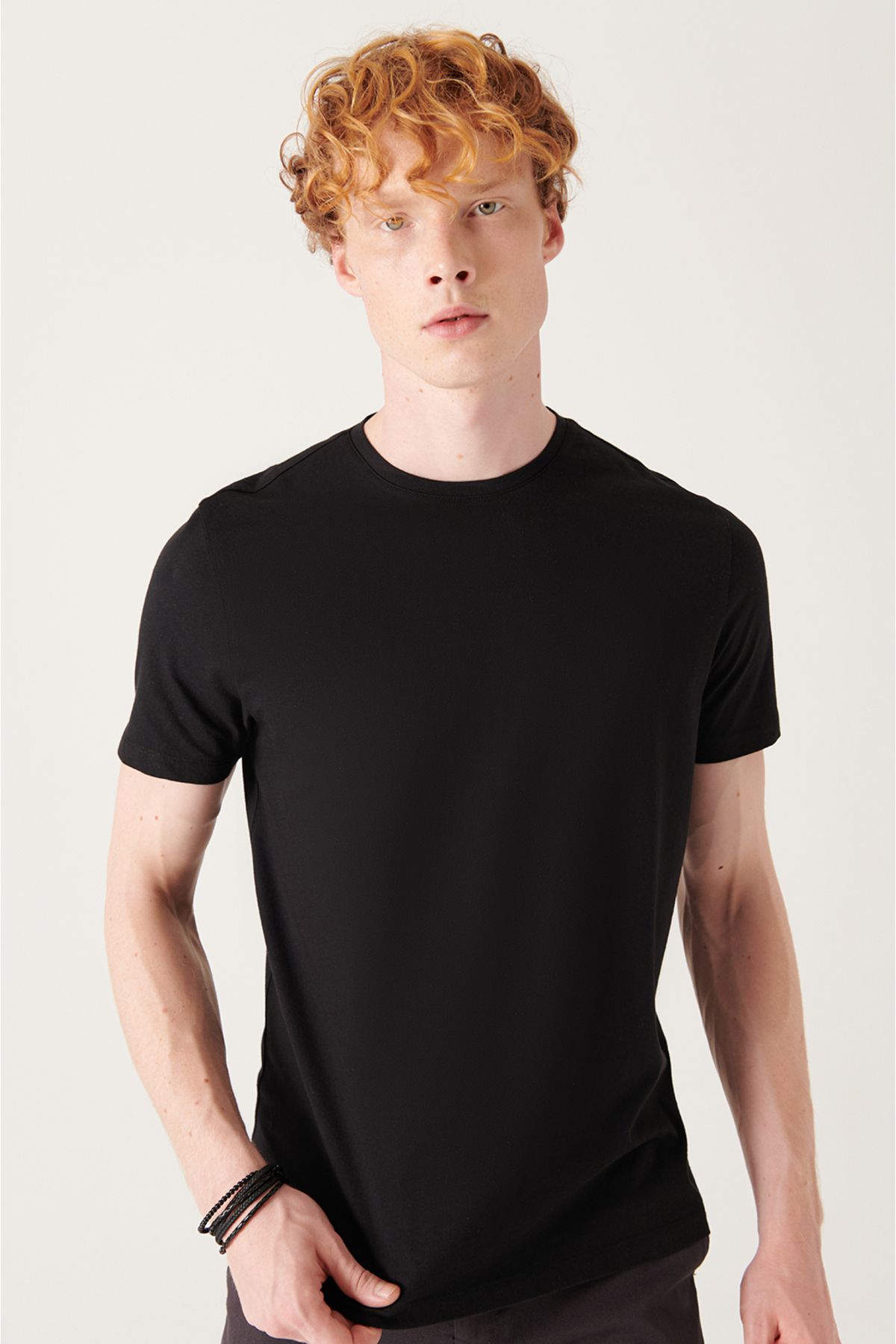Avva Men s Black 100 Cotton Breathable Crew Neck Standard Fit