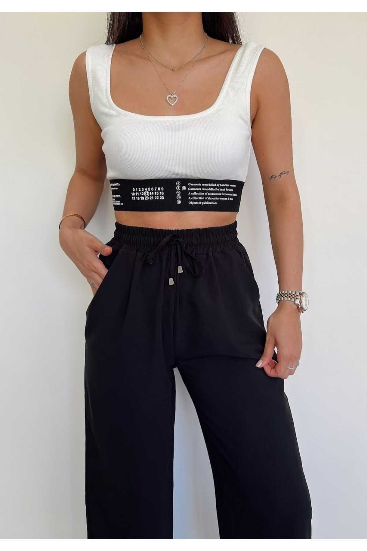 Elizar Moda-White Elastic Waist Text Detailed Crop Top 4