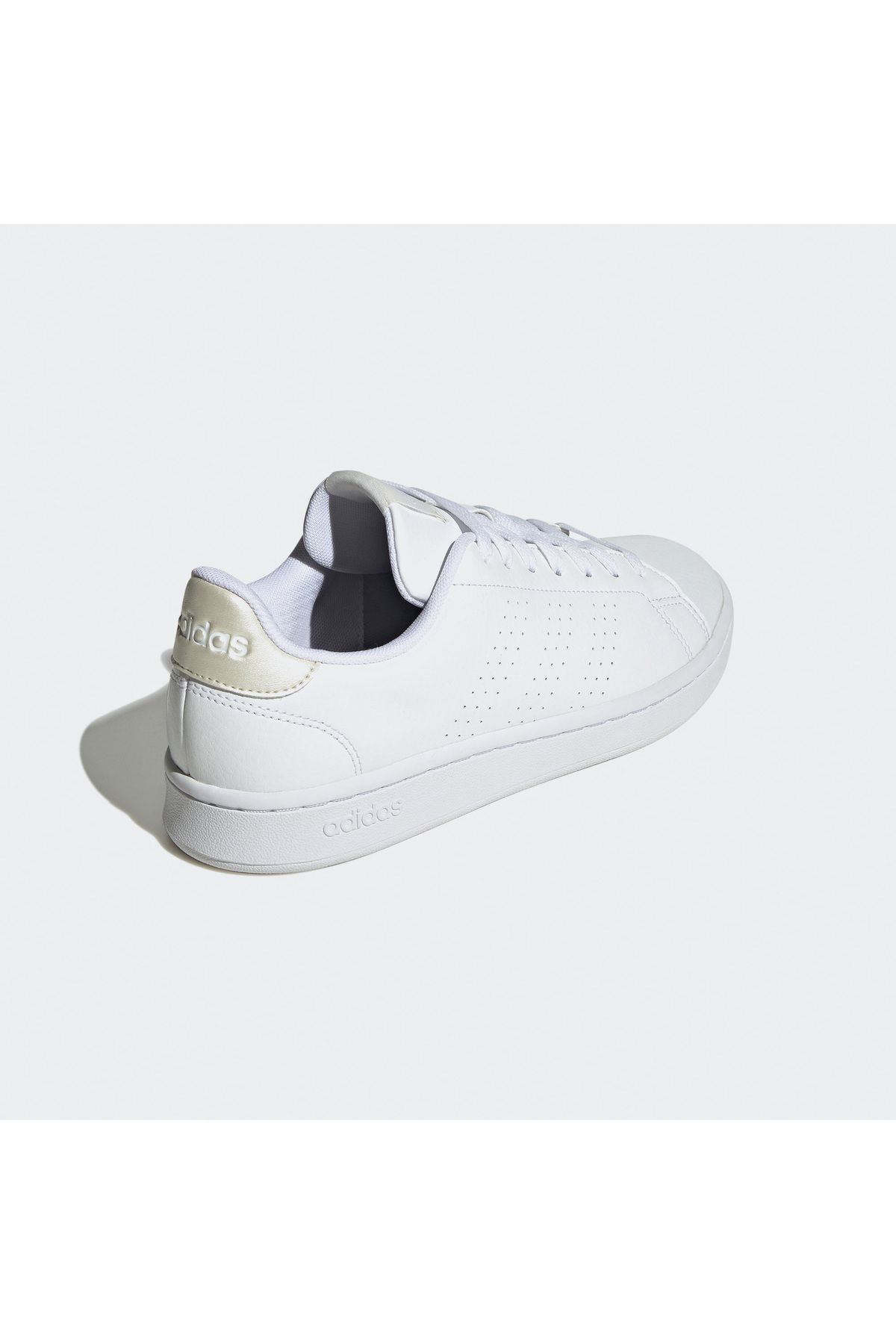 adidas مزیت کفش های اسپرت روزمره سفید زنانه
