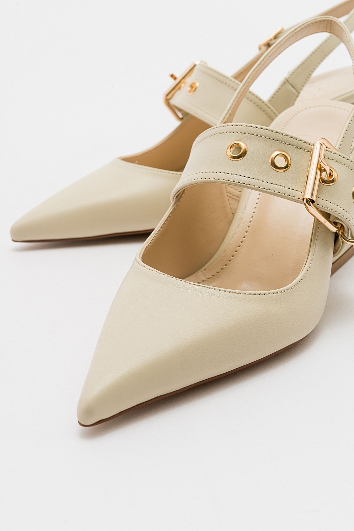 کفش پاشنه کلاسیک زنانه nepido ecru پوست بینی را پشت های ضخیم سبک نشان داد luvishoes