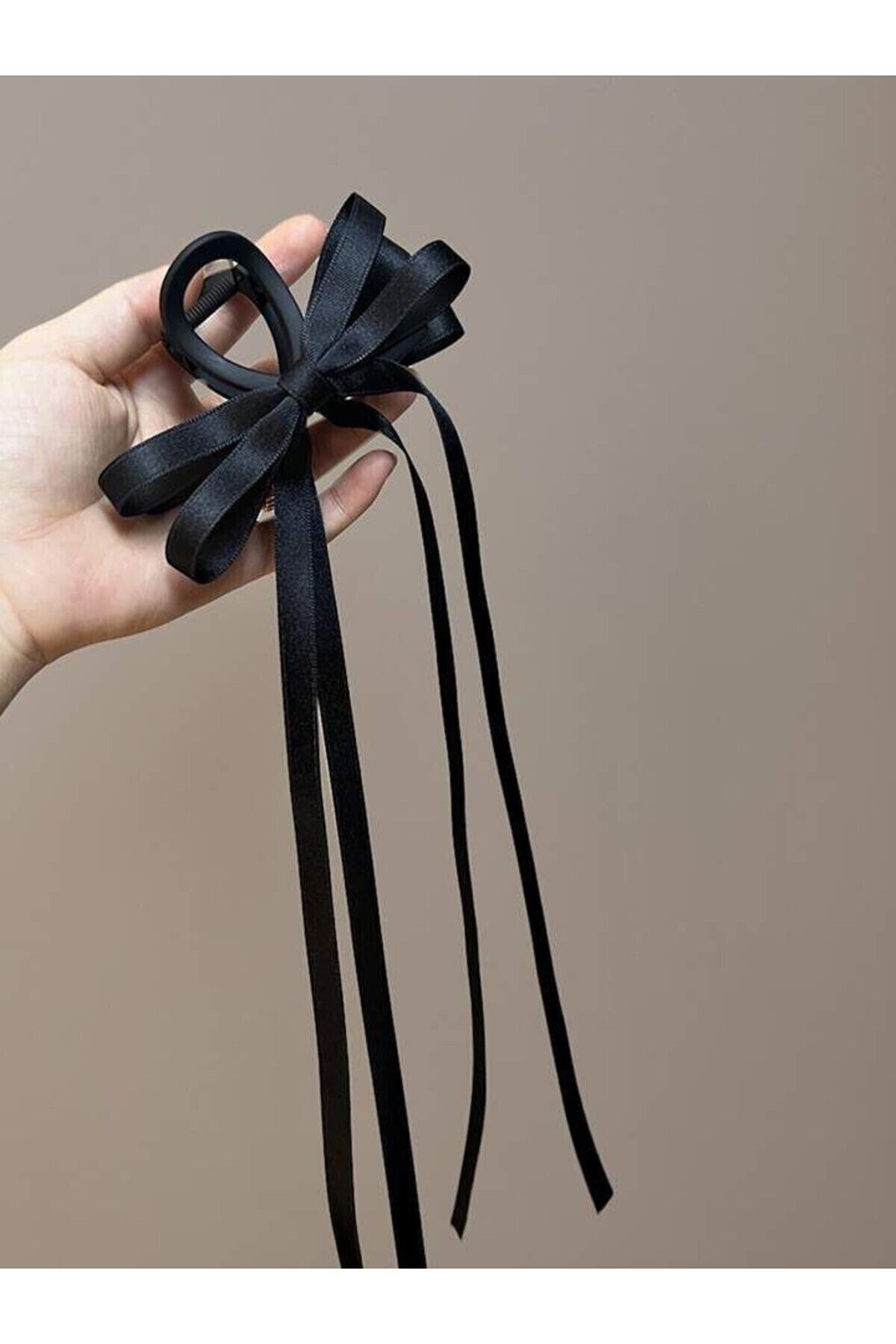 https://cdn.dsmcdn.com/ty1172/product/media/images/prod/SPM/PIM/20240216/17/6cad1582-cef7-3889-a283-e826af3924c5/1_org_zoom.jpg