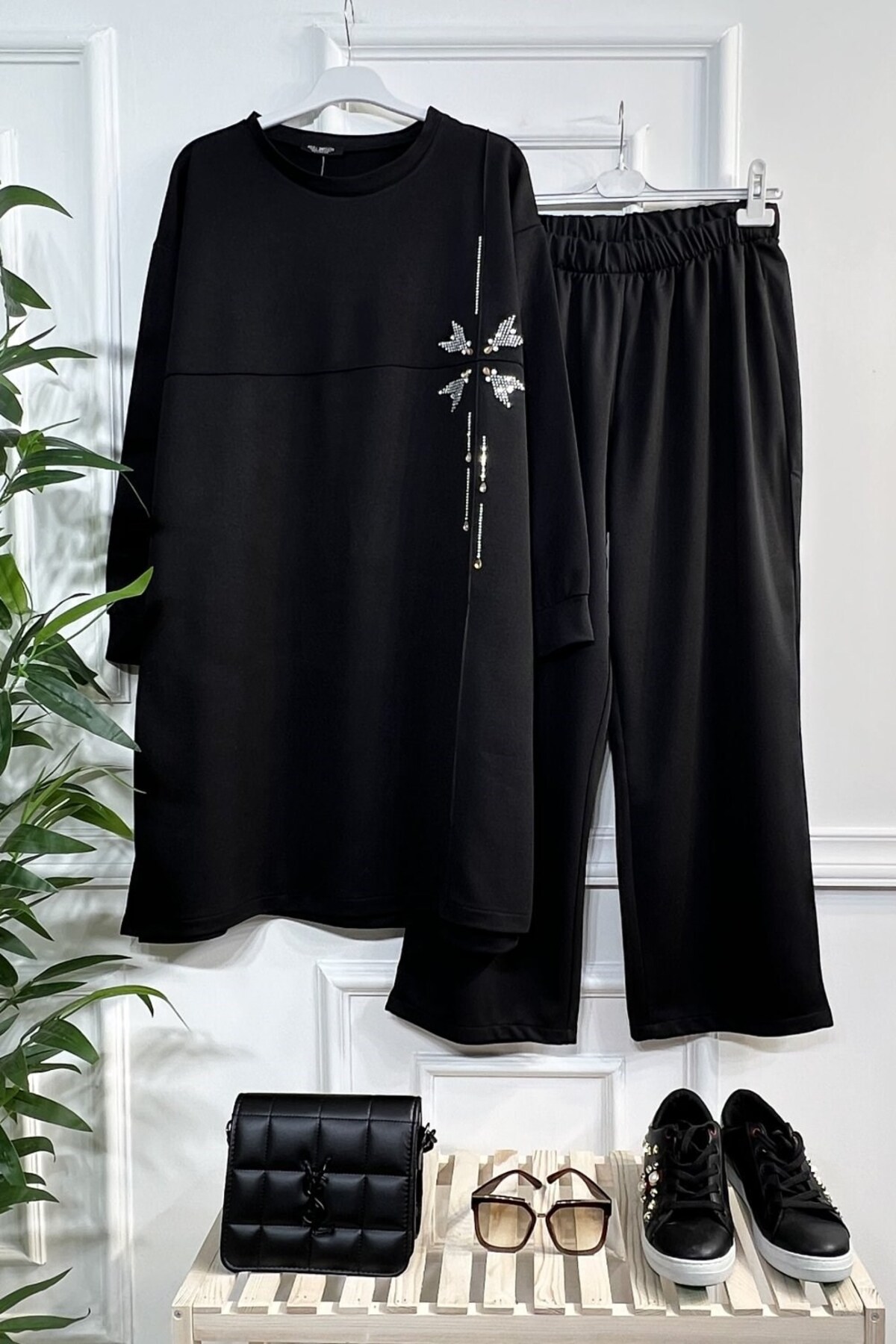 Aşkı Endam Büyük Beden Melek Taş Detaylı Penye İkili Takım - Siyah