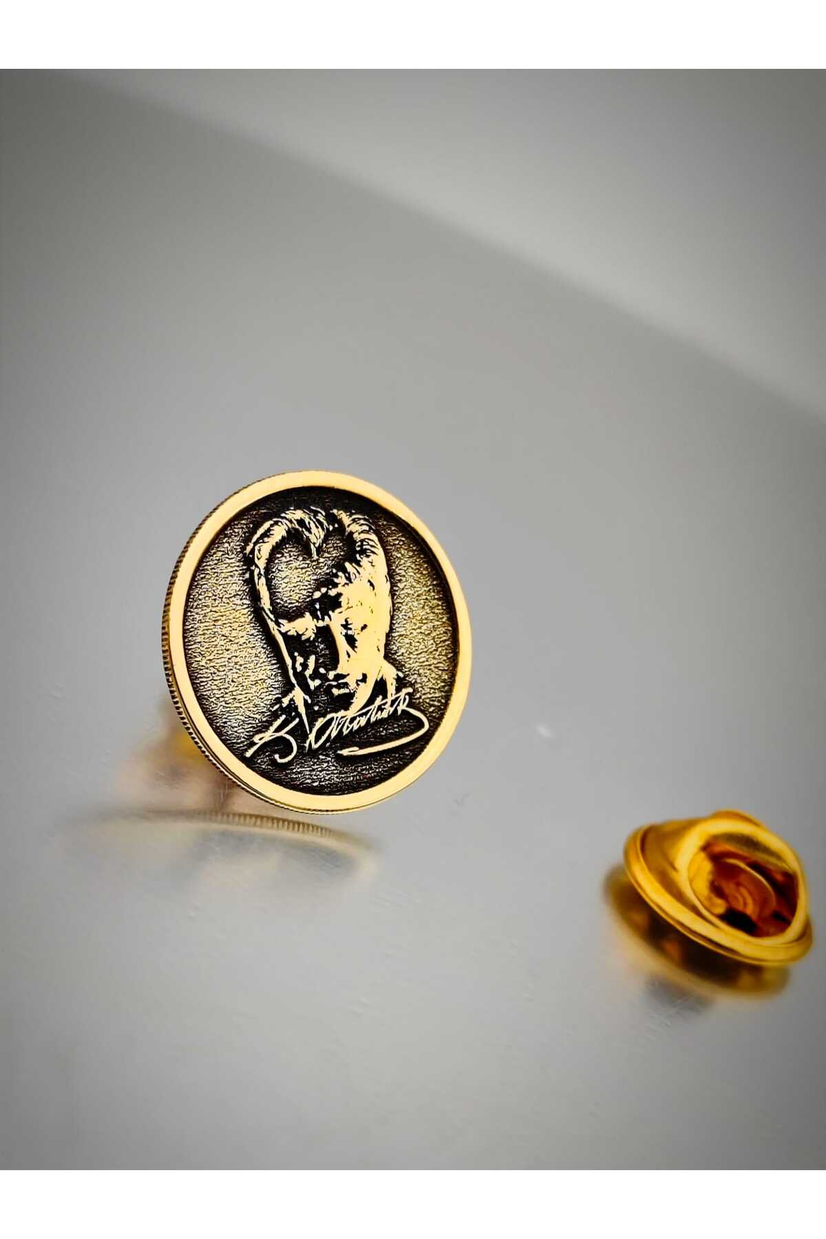 Atatürk Signed Badge