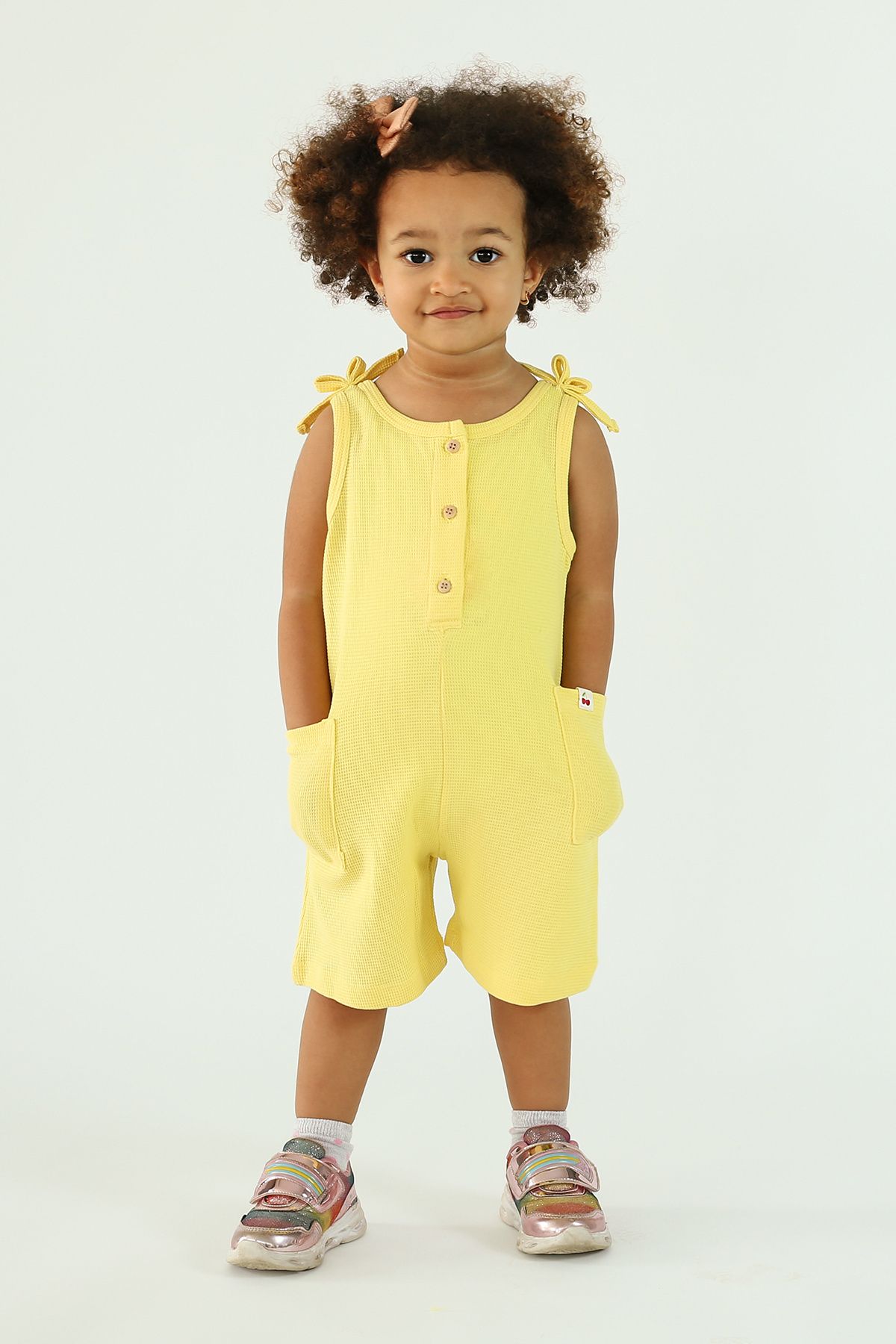 complete the look image