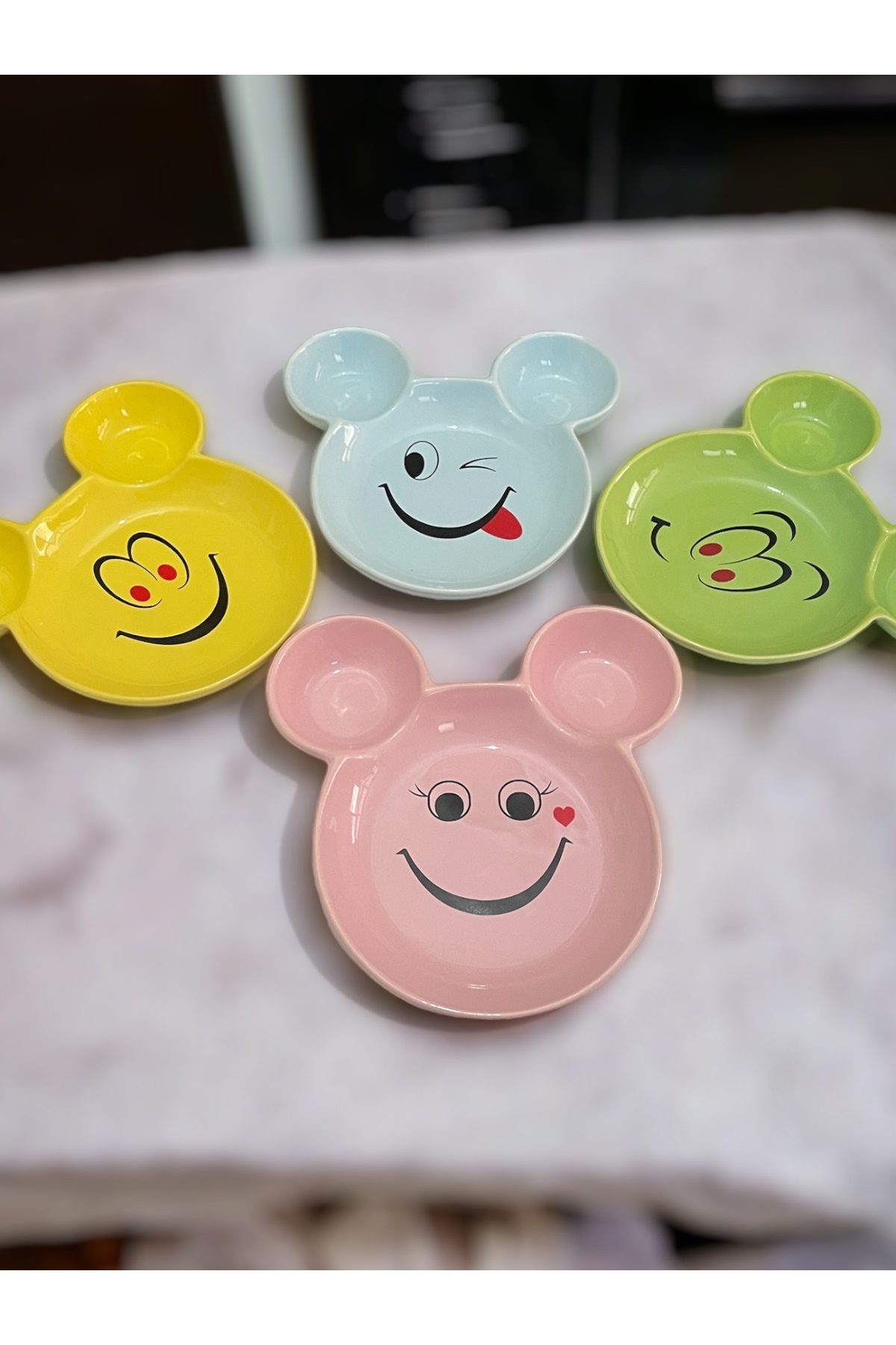 Artistic Quality Eğlenceli, Gülen Yüz Çocuk Mama, Yemek, Kahvaltı Ve Pasta Tabağı 4 Adet Sarı-yeşil-pembe-mavi fotoğrafı 2 (önizleme)